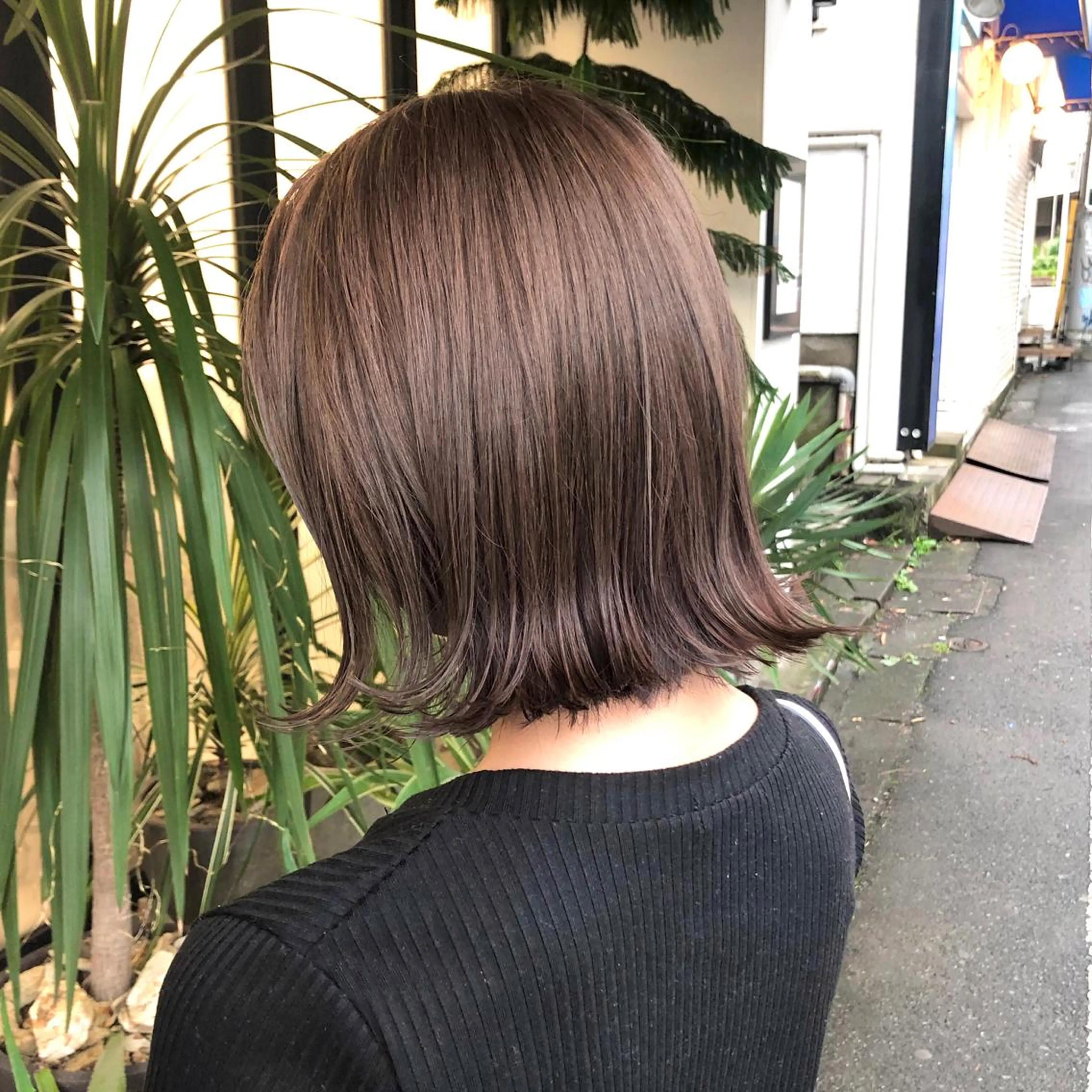 ミディアム カラー leben serikaのヘアスタイル