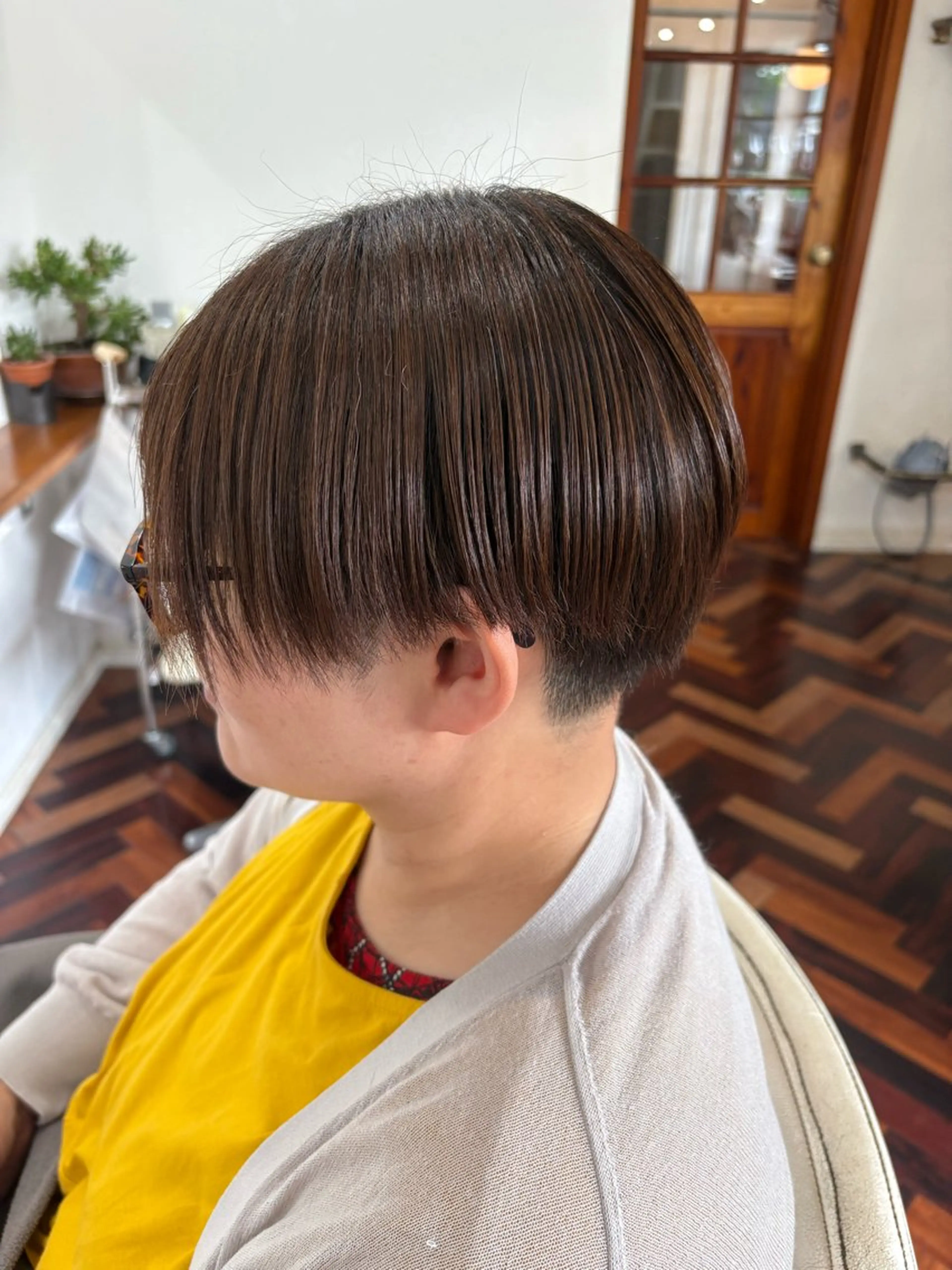 ショート 縮毛矯正 ヘアアンドメイクアップmopa所属・mopa yuiのヘアスタイル