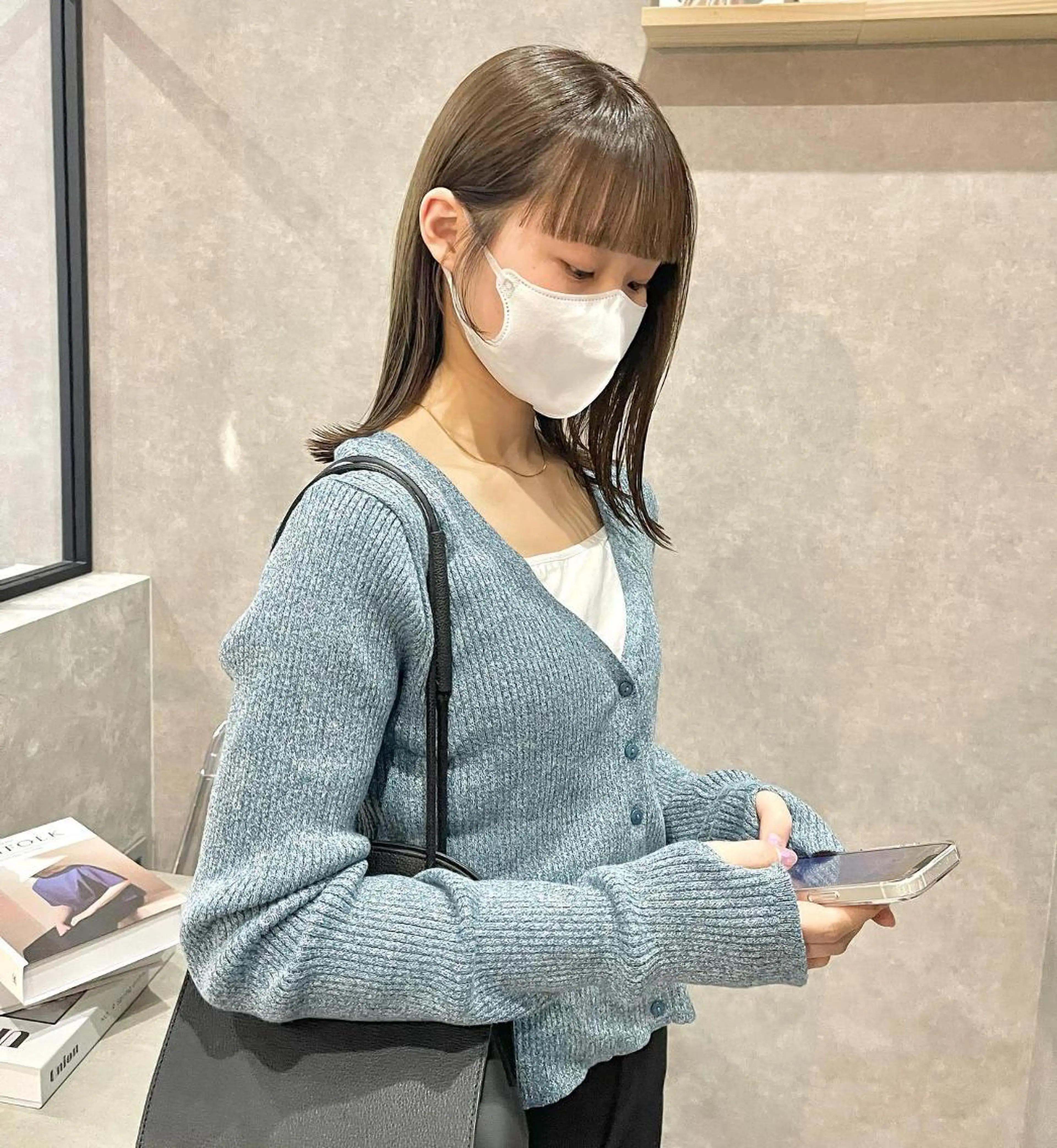 ミディアム ワイドバング 一ノ瀬 暁のヘアスタイル