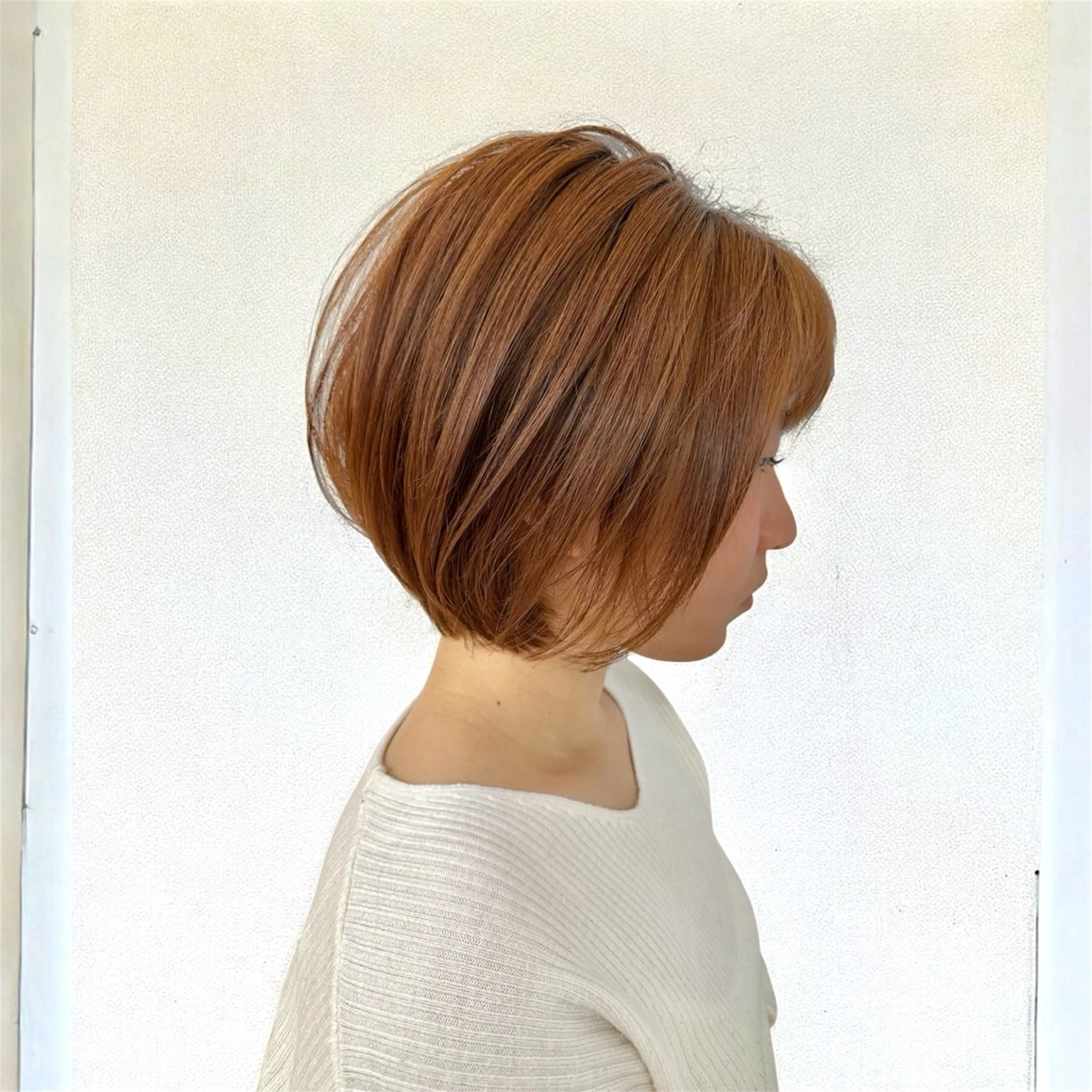 ショート カラー ⭐️レイヤーカット 大人気　三澤康司⭐️のヘアスタイル