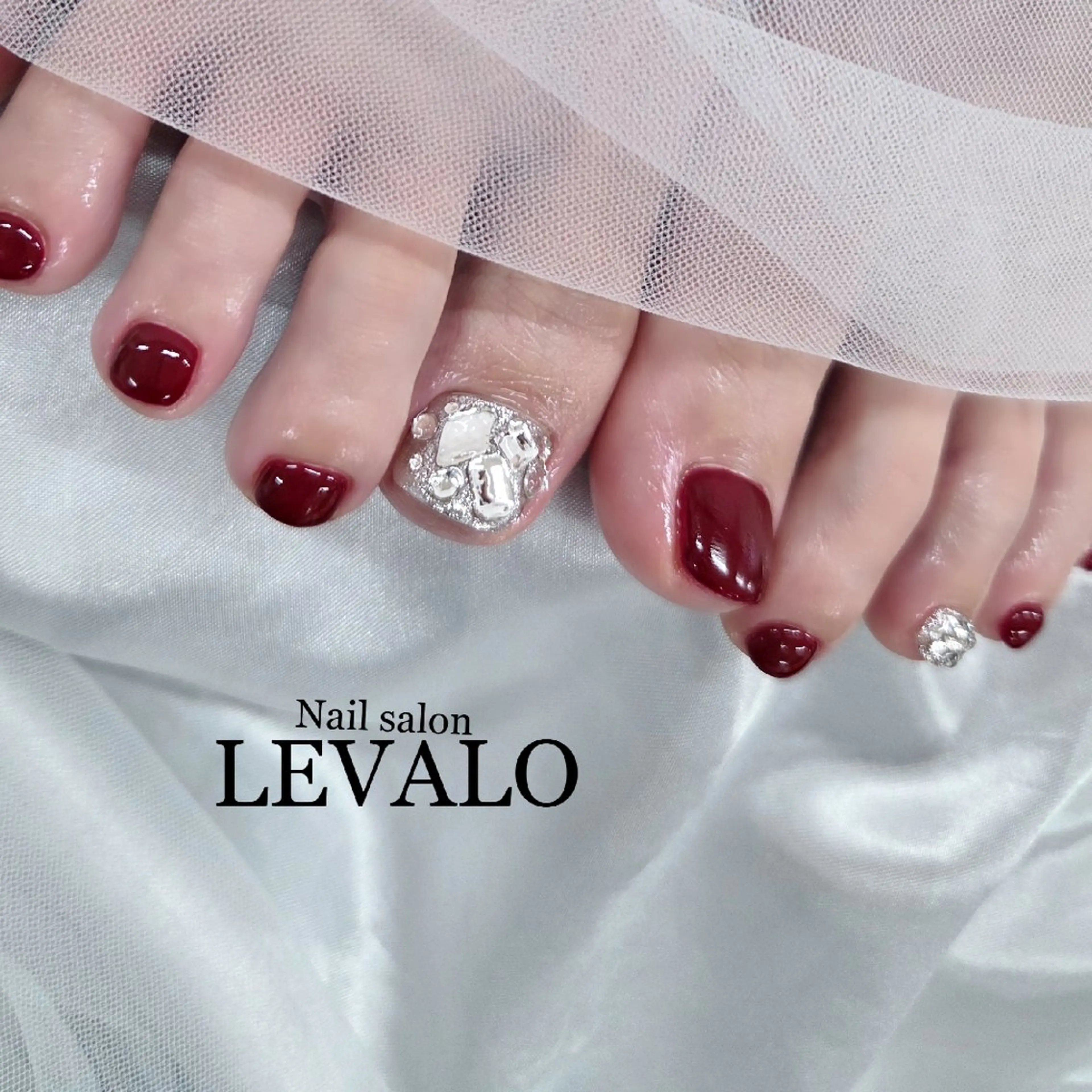 ネイル フットネイル ワンカラーネイル Nail salon LEVALO【レヴァロ】所属・Nail salon LEVALOレヴァロのネイルデザイン