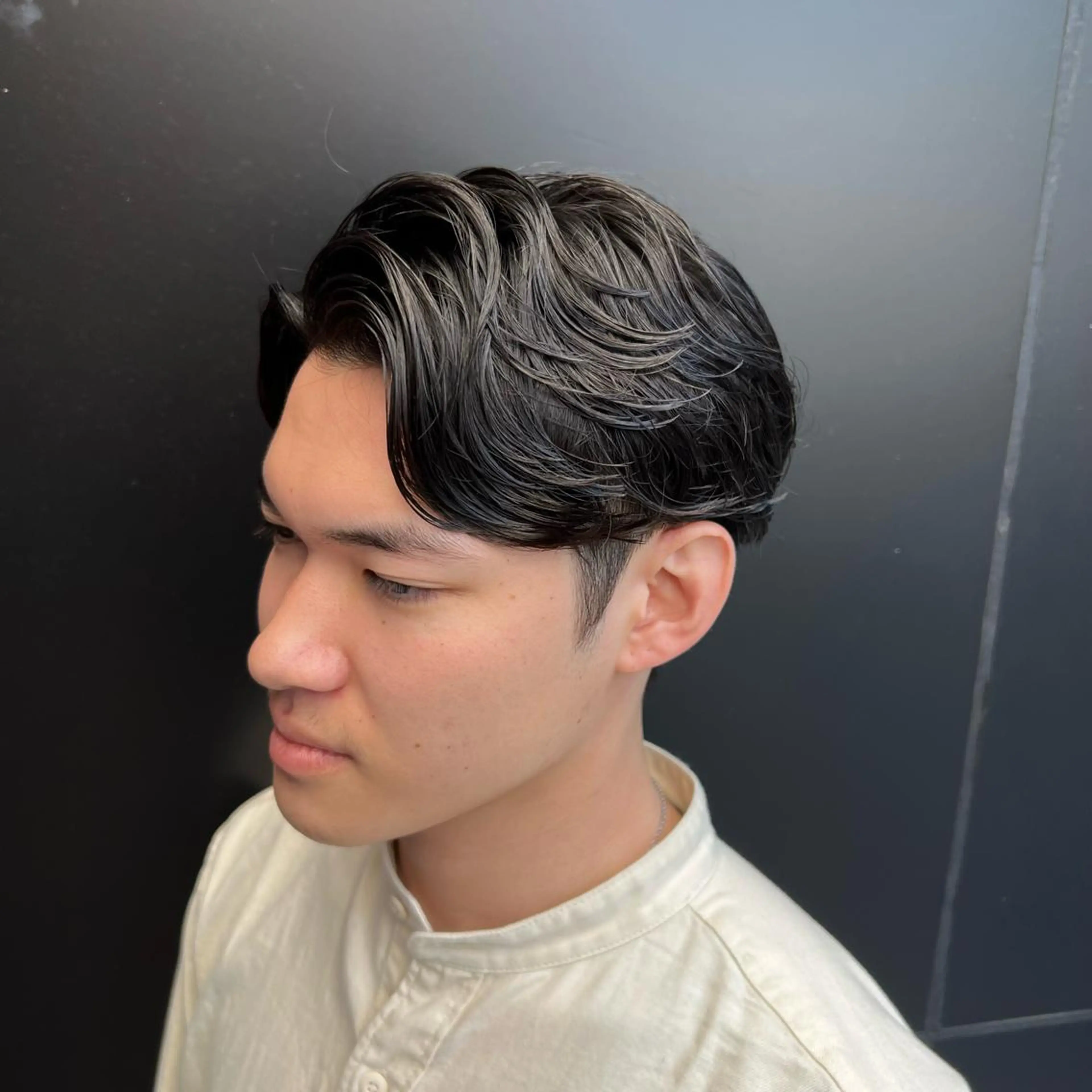 ショート パーマ 豊崎 佑輔のヘアスタイル