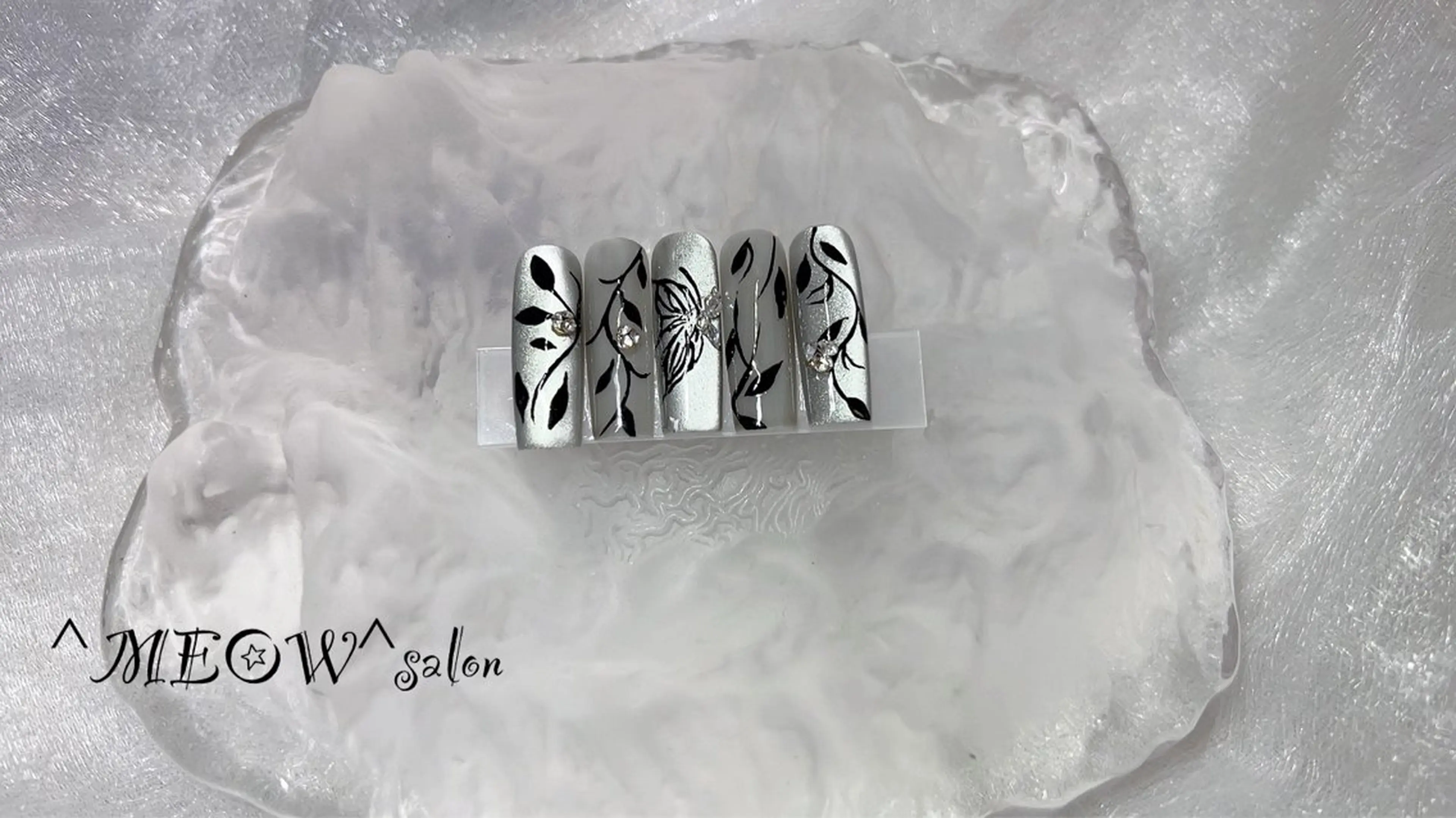 ネイル ^MEOW^ salonのネイルデザイン