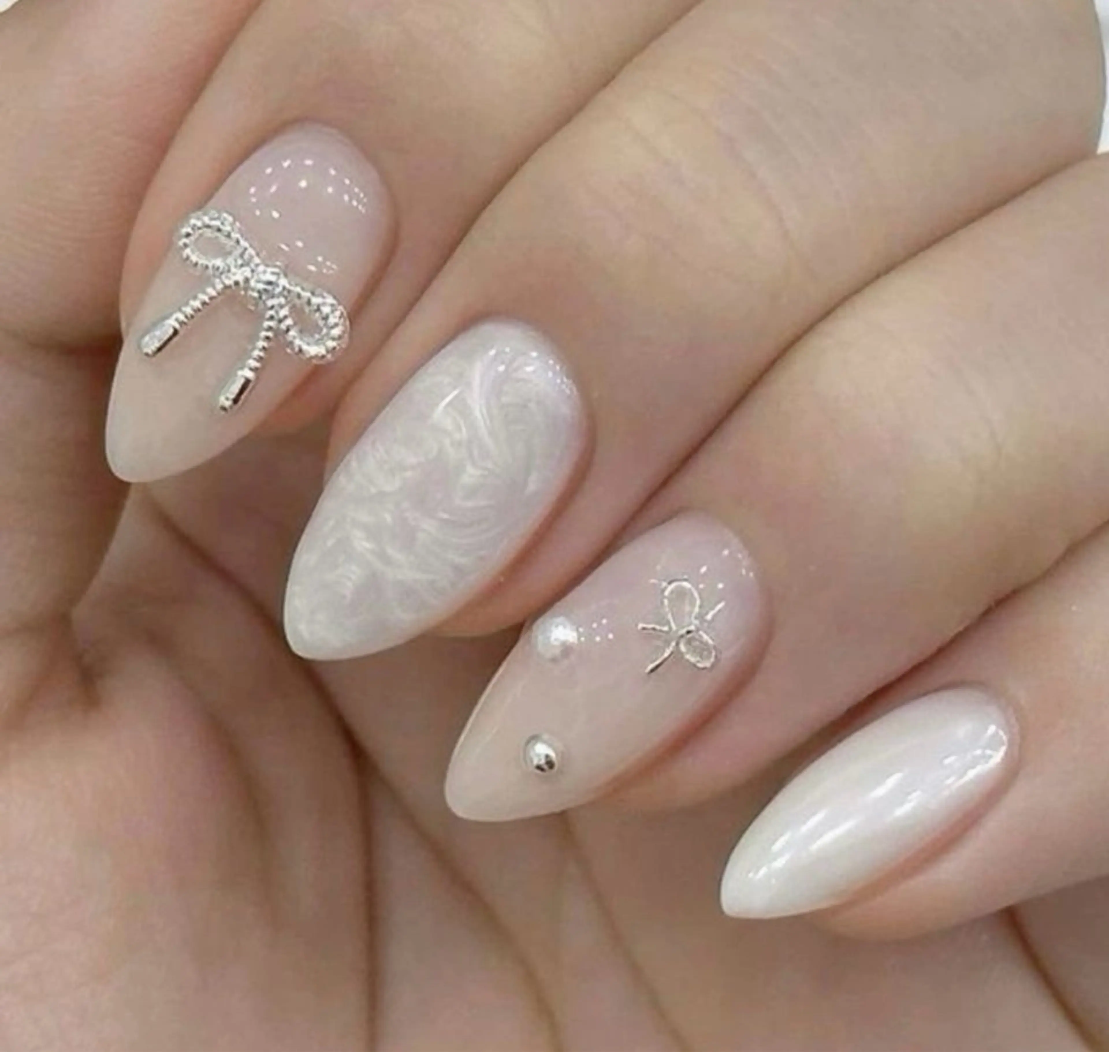 ネイル ハンドネイル Queeens nailのネイルデザイン