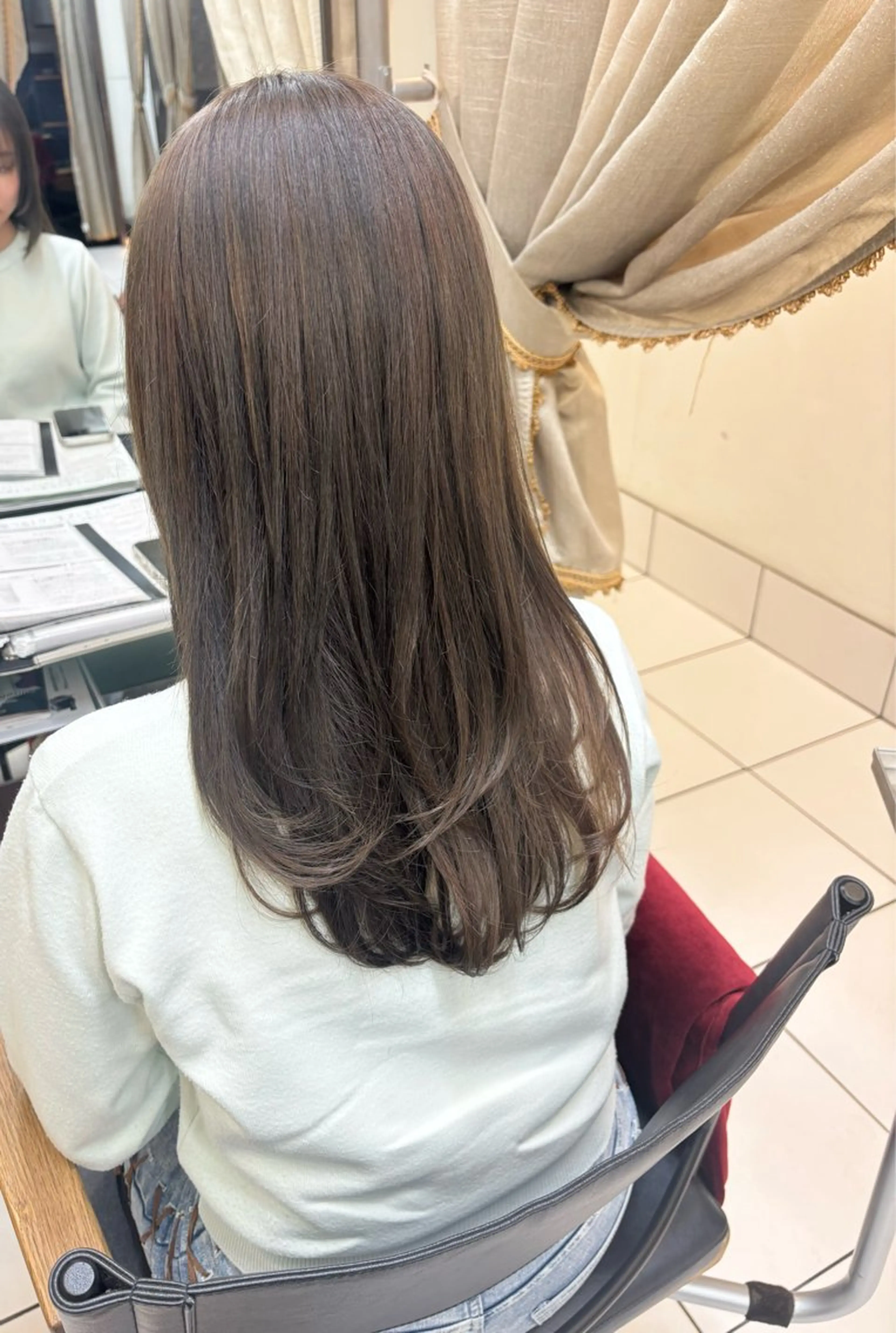 セミロング 透明感カラー️🫧 清水杏乃のヘアスタイル