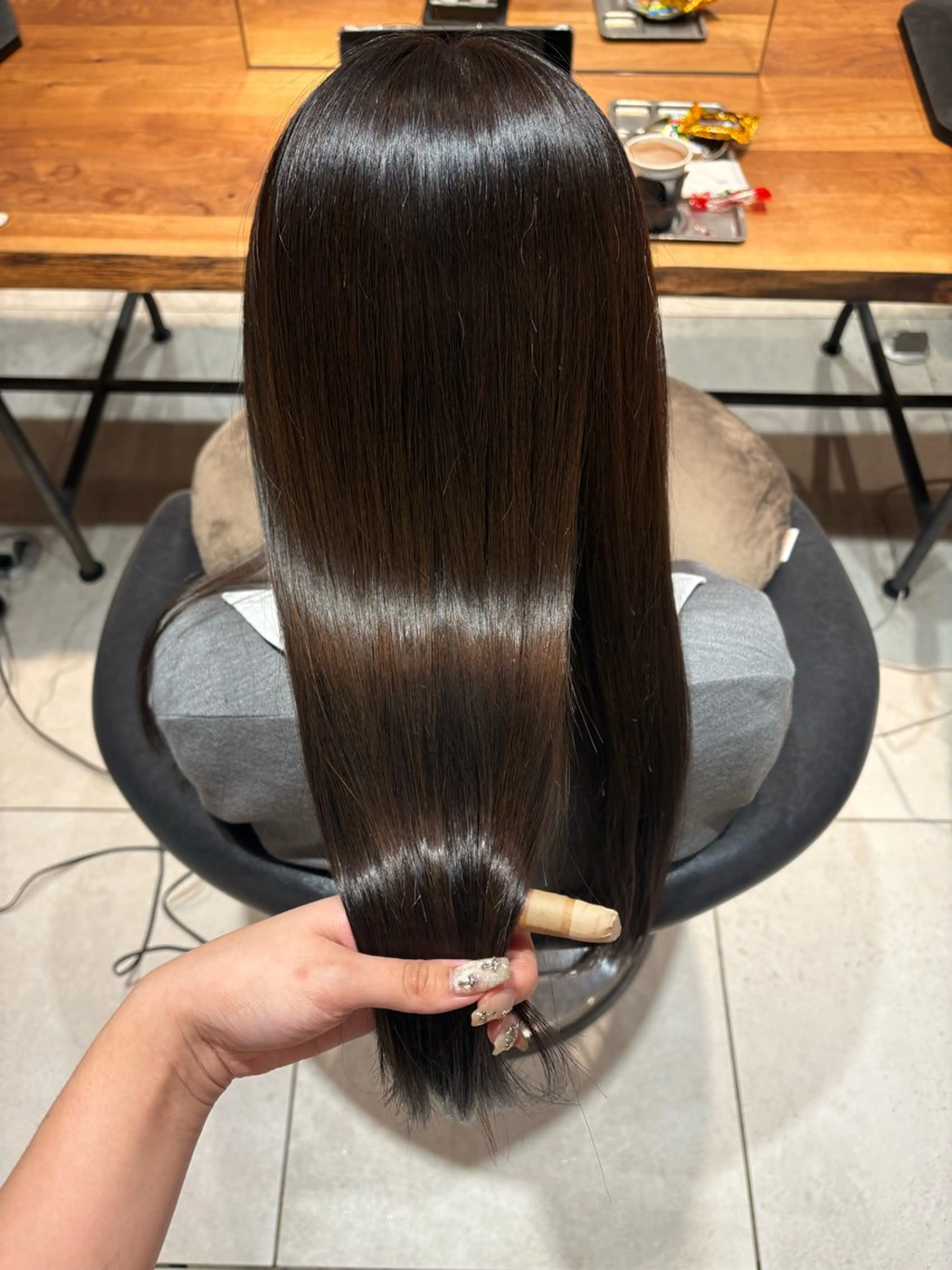 ロング カラー ブラウンカラー マロンブラウン トリートメント 髪質改善✨透明感 カラー/大木南美のヘアスタイル