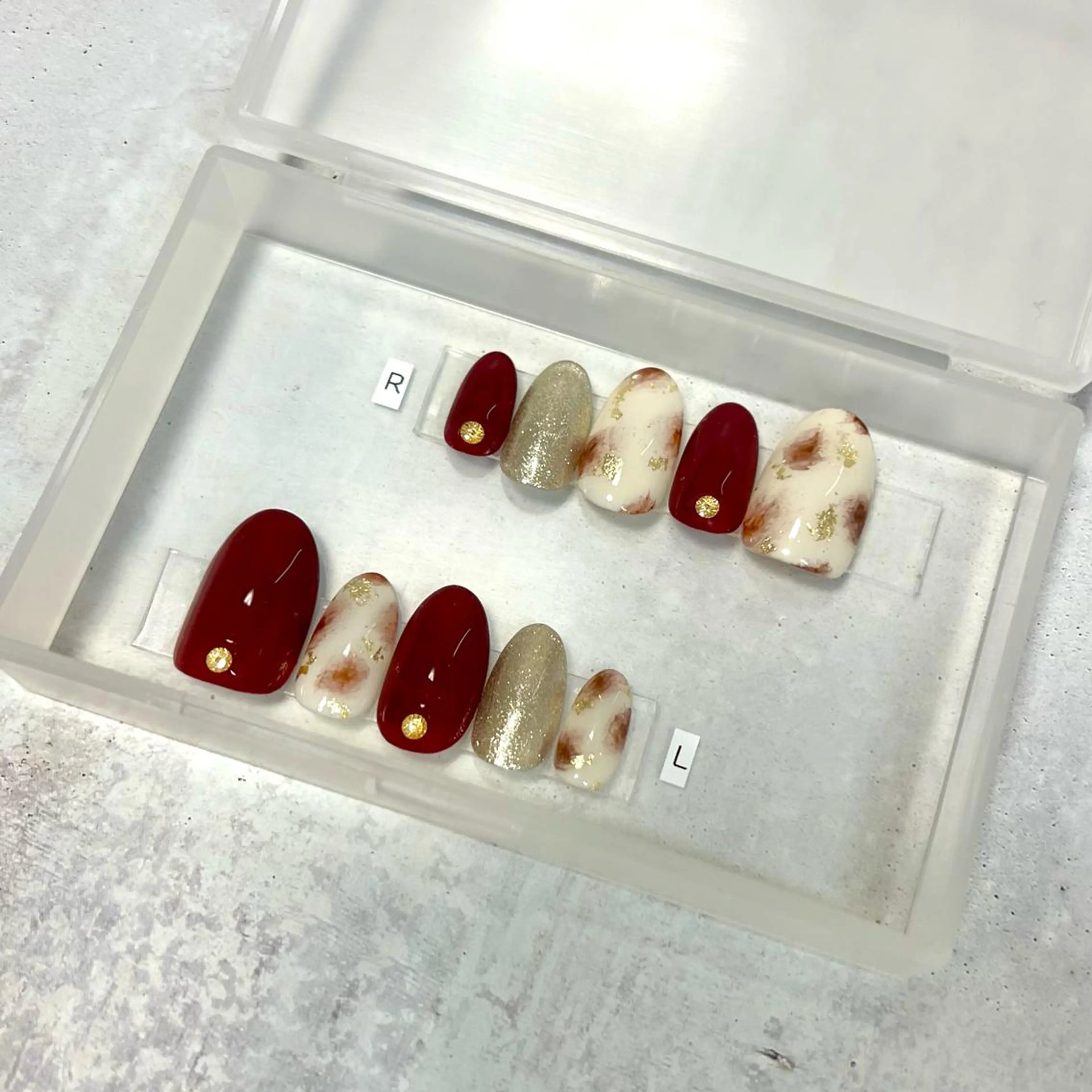 ネイル アニマル柄 アートネイル 成人式 長さ出し ニュアンスネイル ステラ marikominoのネイルデザイン