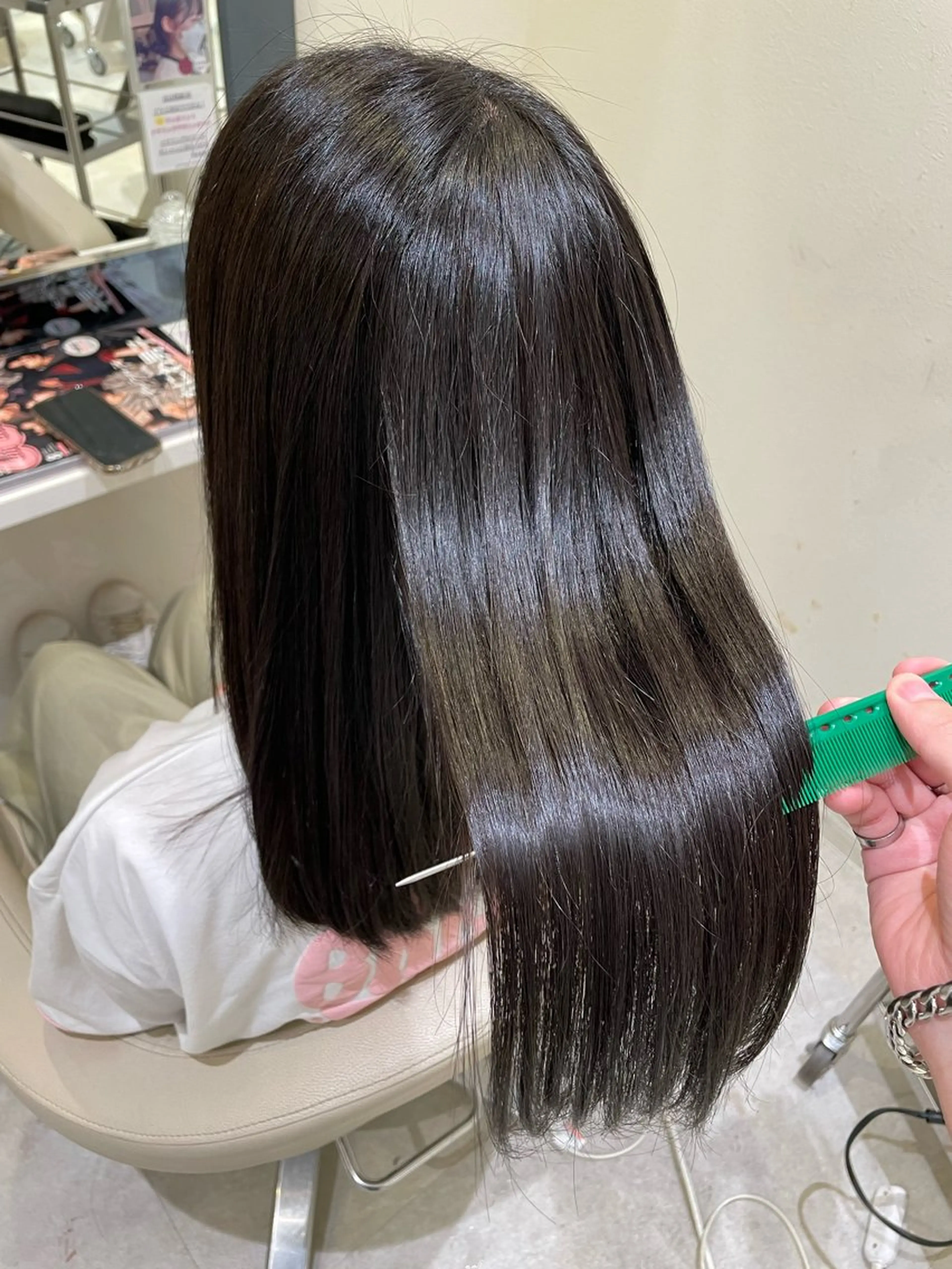 【💡ダメージレスの縮毛矯正💡】🫧痛みの少ない縮毛矯正で髪質改善🫧の写真