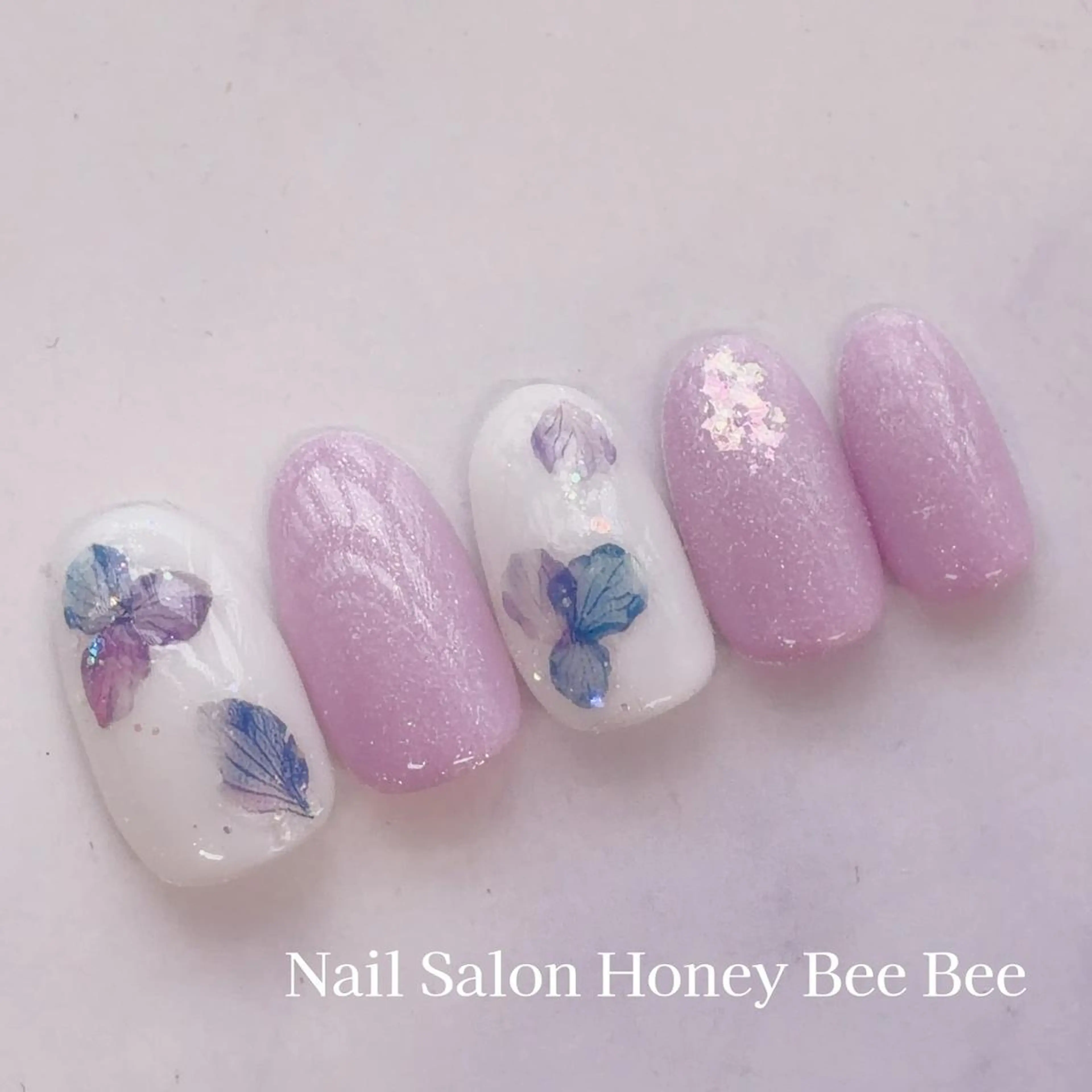 ネイル Nail salon Honey Beeのネイルデザイン