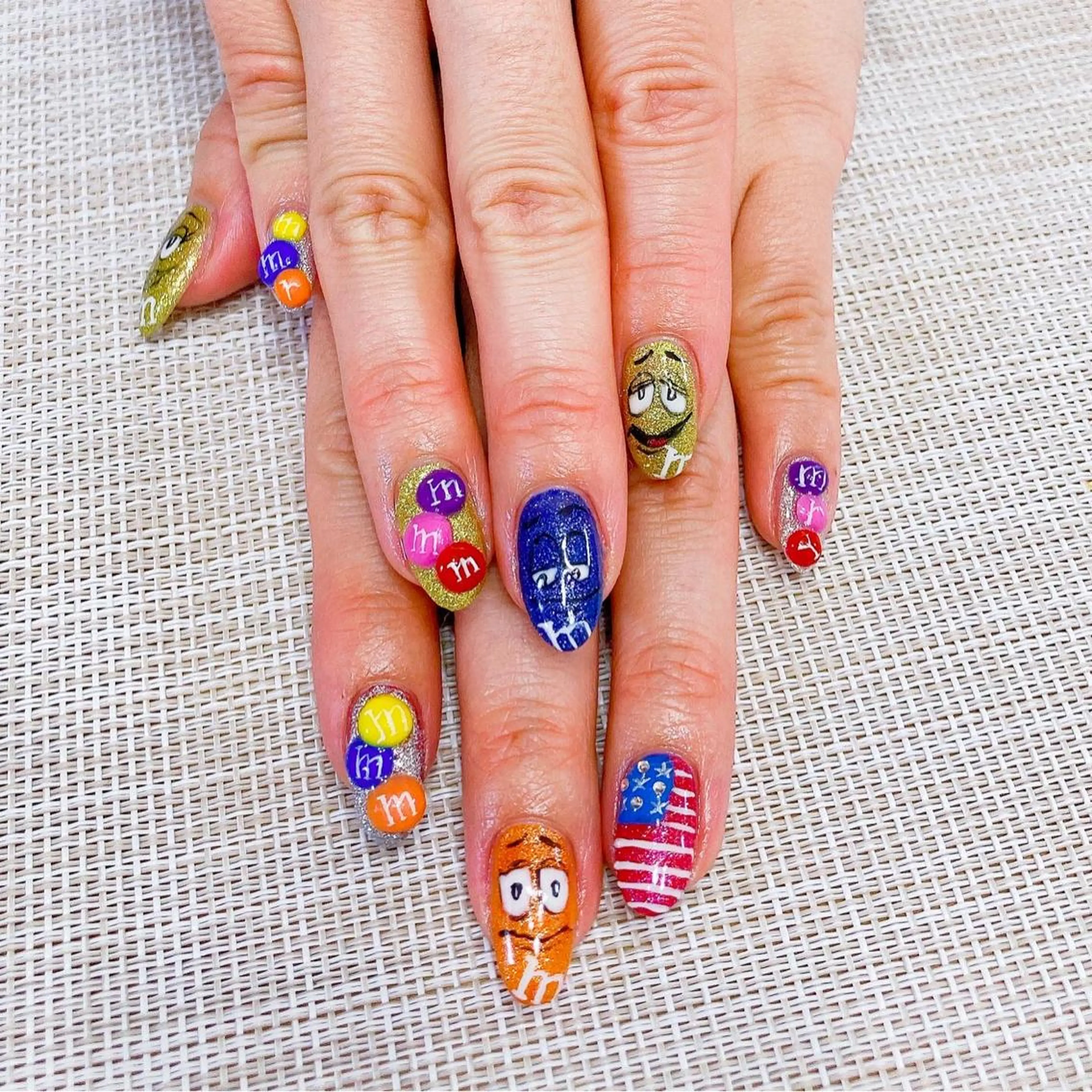 ネイル 持ち込み ハンドネイル NailSalon liberのネイルデザイン