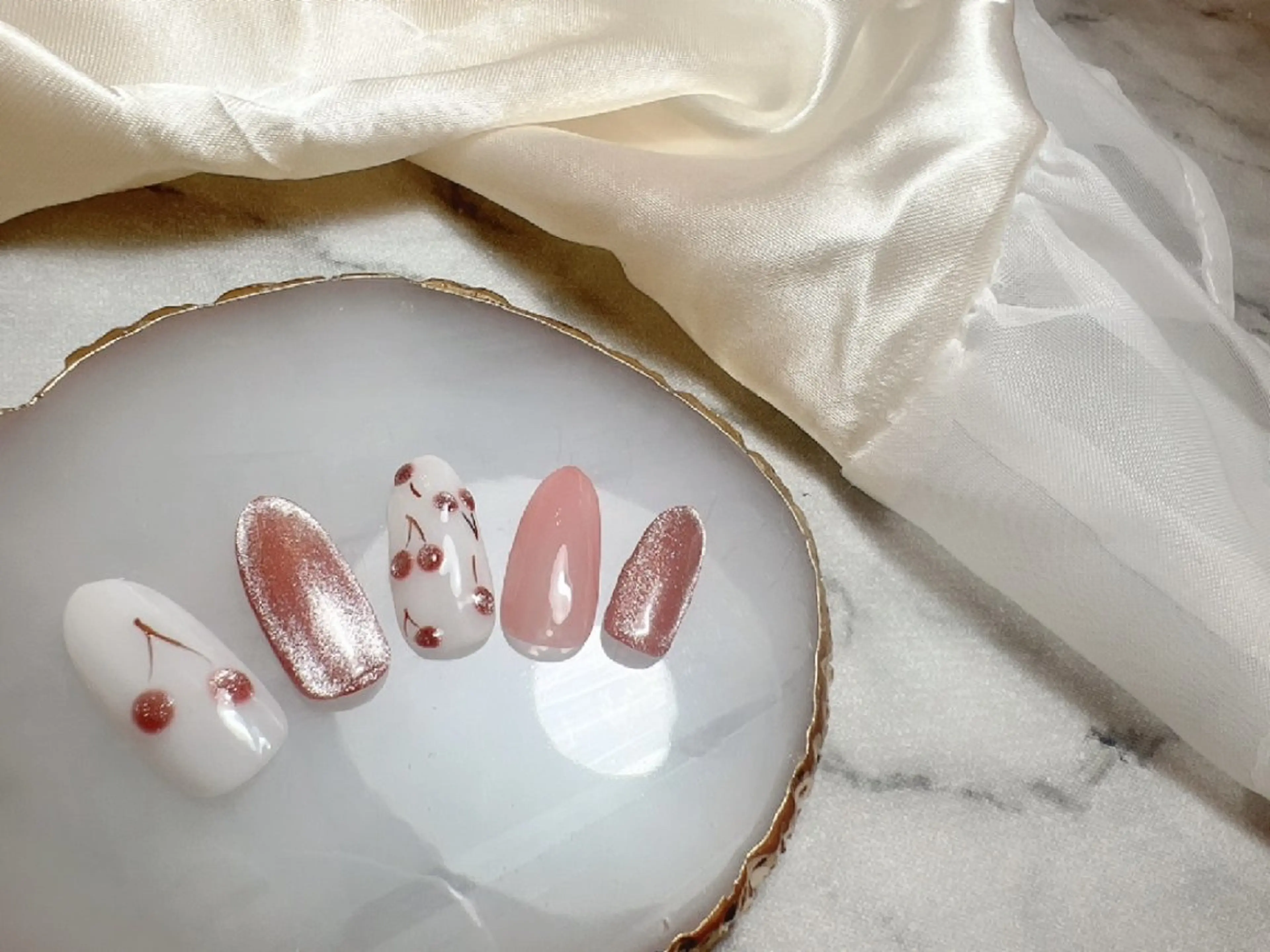 ネイル ハンドネイル JULIE NAILのネイルデザイン