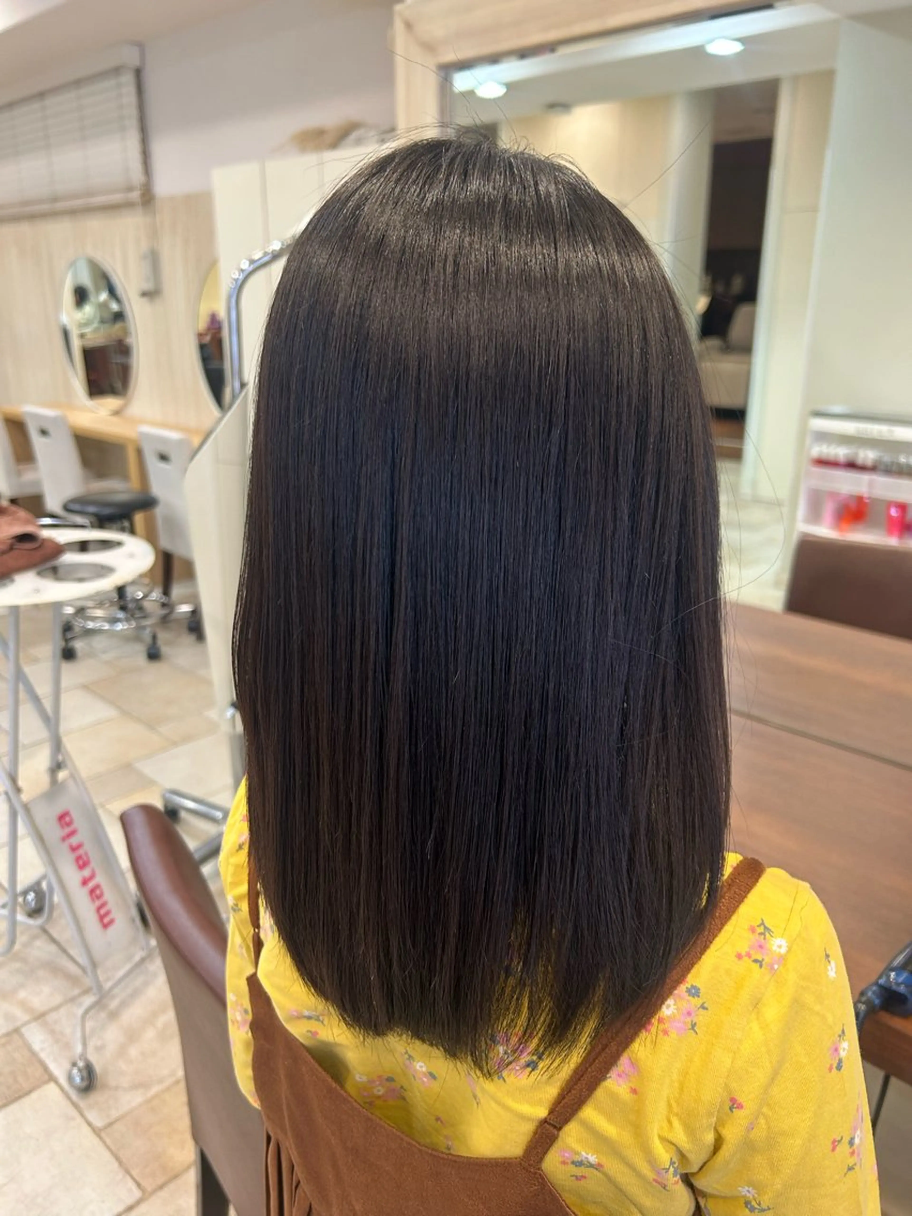 ミディアム パーマ カット 縮毛矯正 脇野 真琴のヘアスタイル