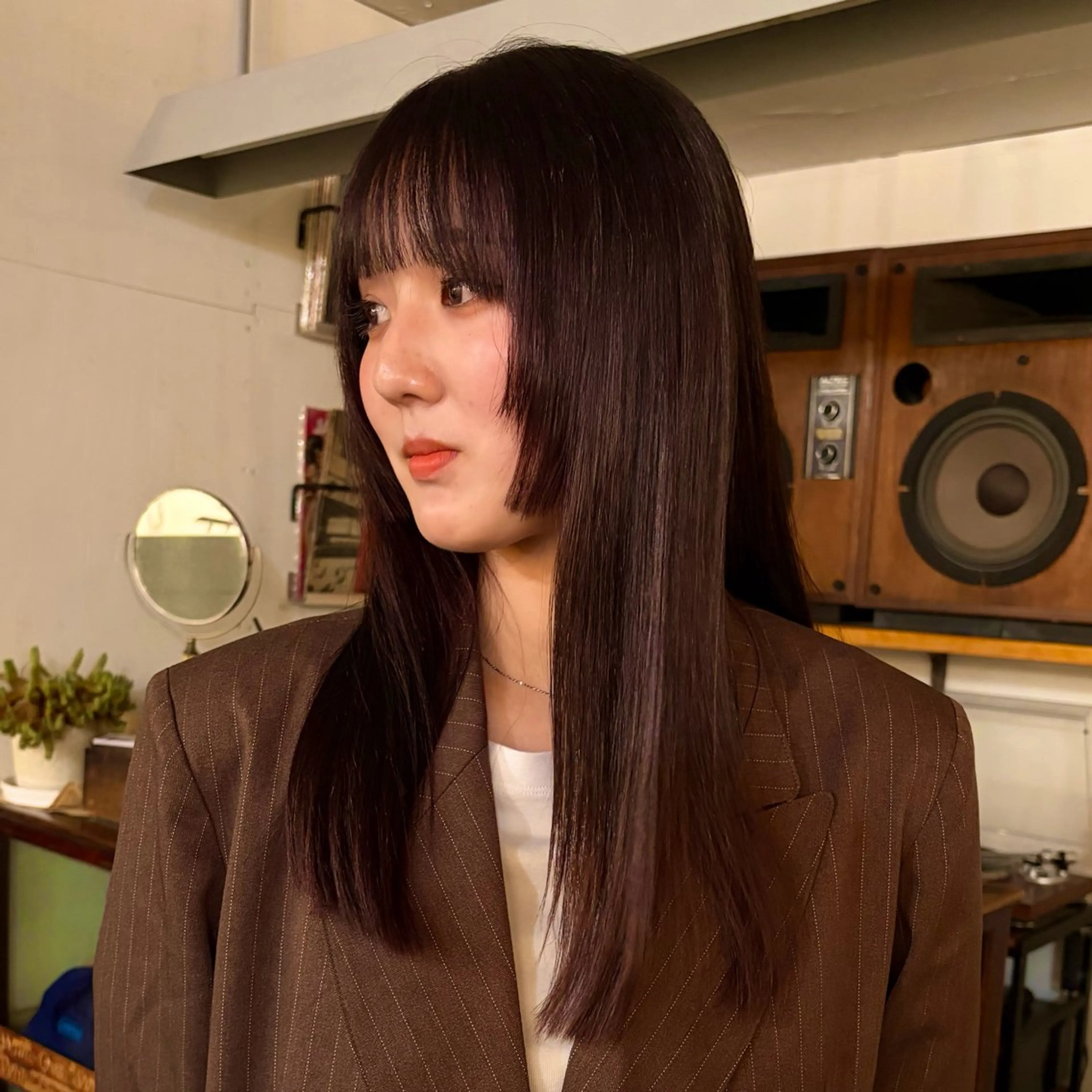 ロング カラー レッドカラー カット ヘアカラー レイヤー/ベージュ mikuのヘアスタイル