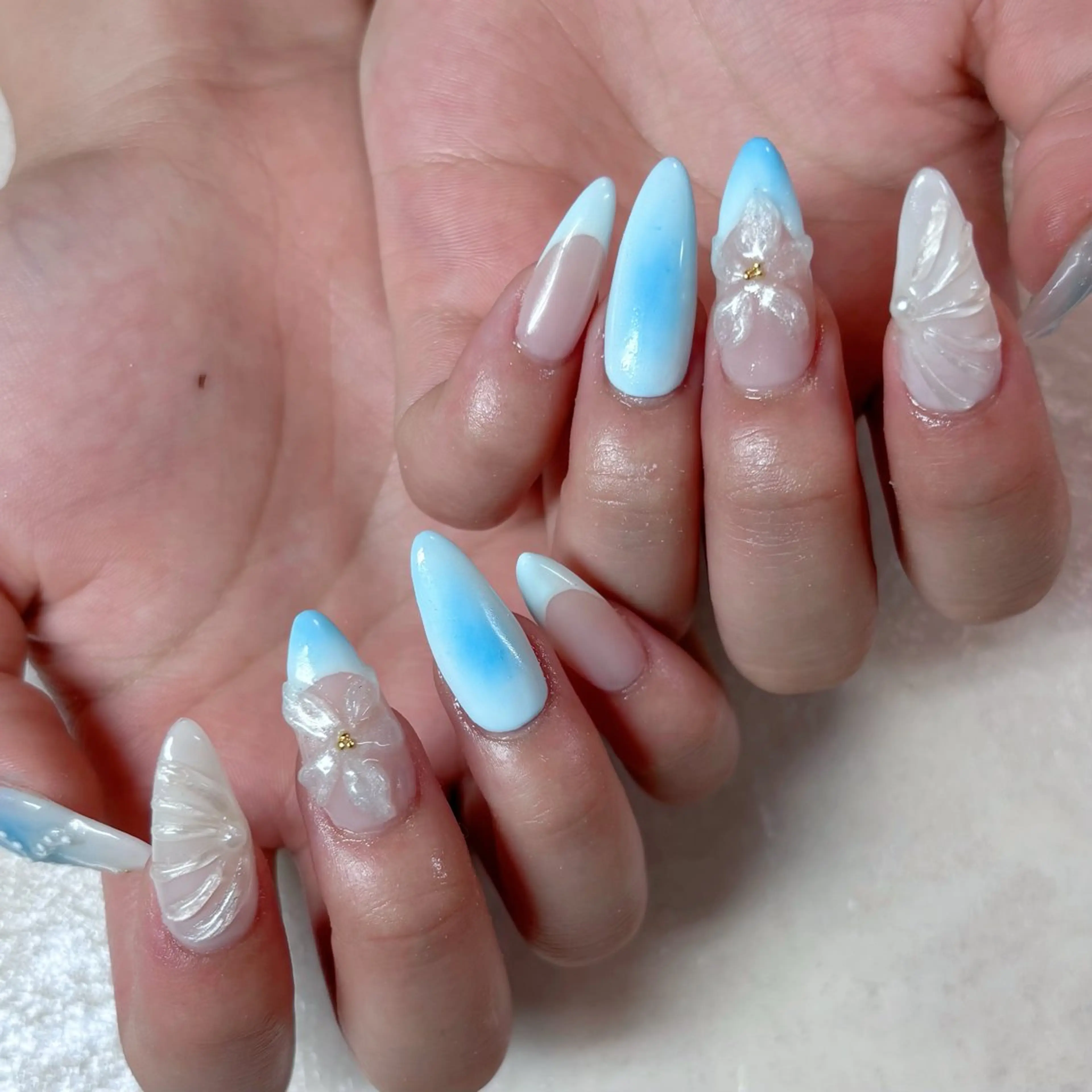 ネイル mimi 高石桃朱のネイルデザイン