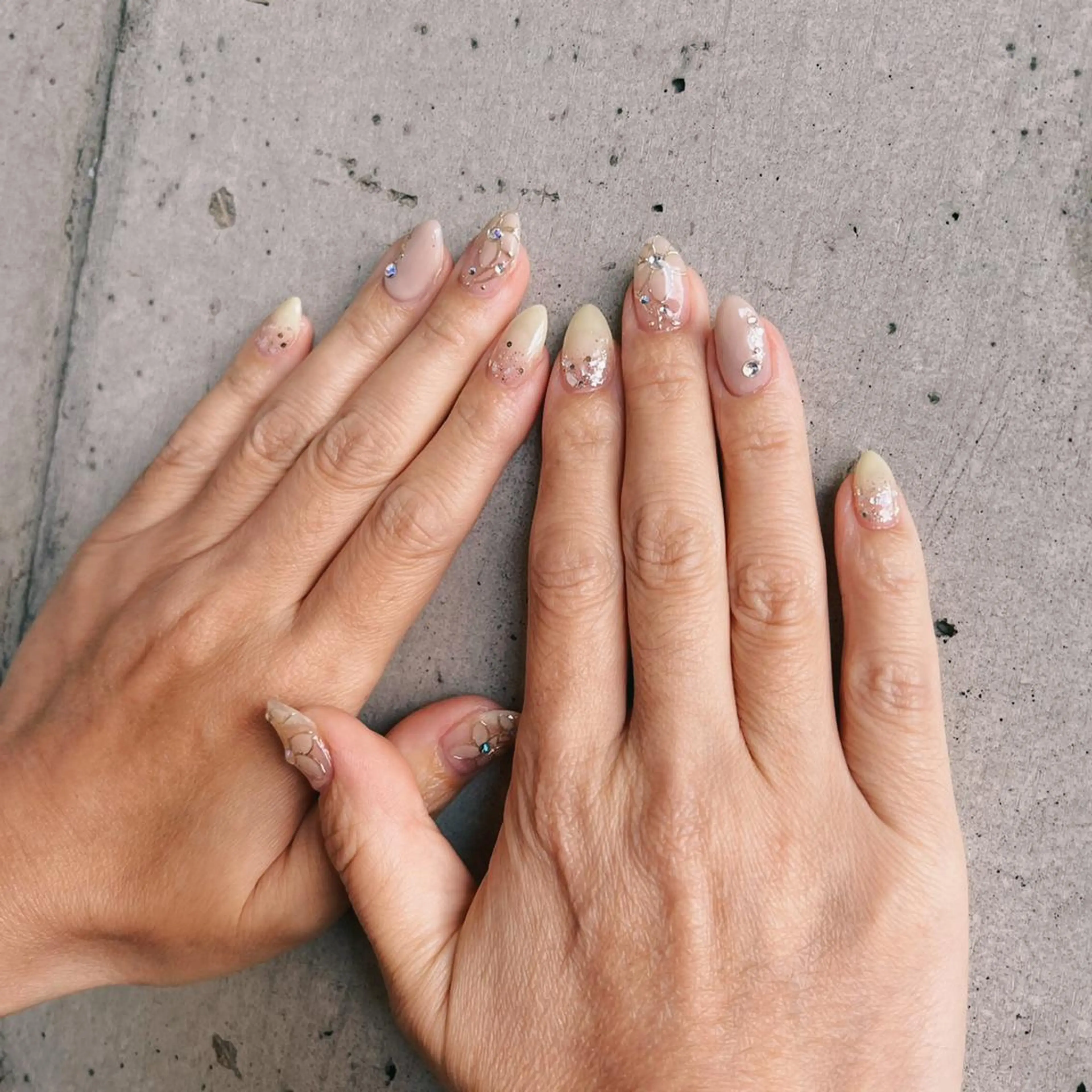 ネイル ハンドネイル 長谷川 奈緒美のネイルデザイン