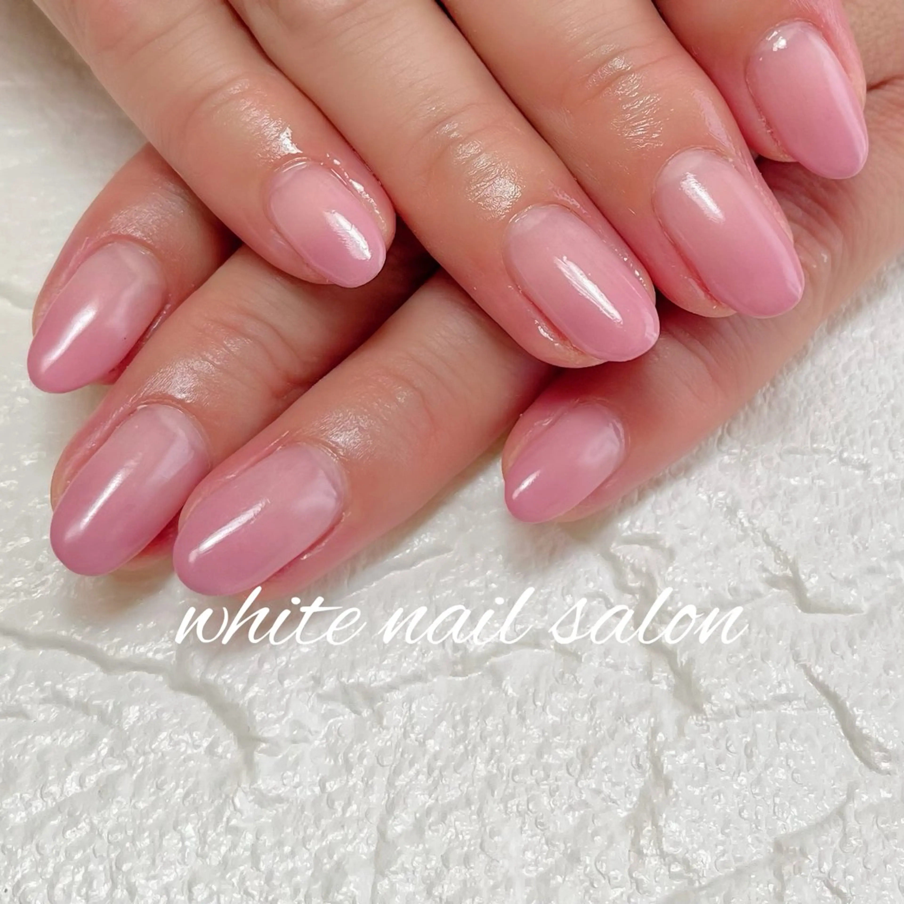 ネイル ラメ(グリッター) シンプルネイル white nail salonのネイルデザイン