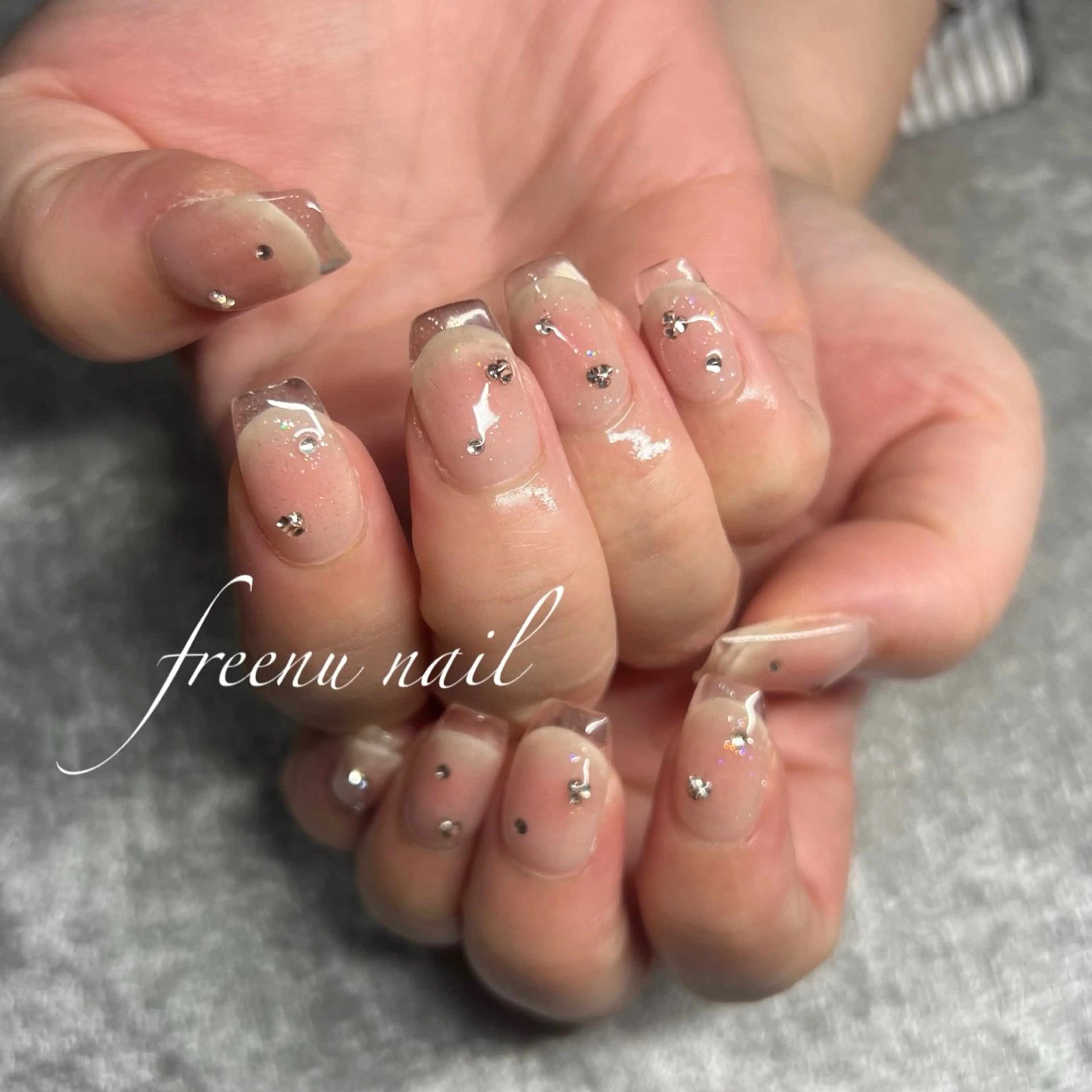 ネイル freenu nail【24H】のネイルデザイン