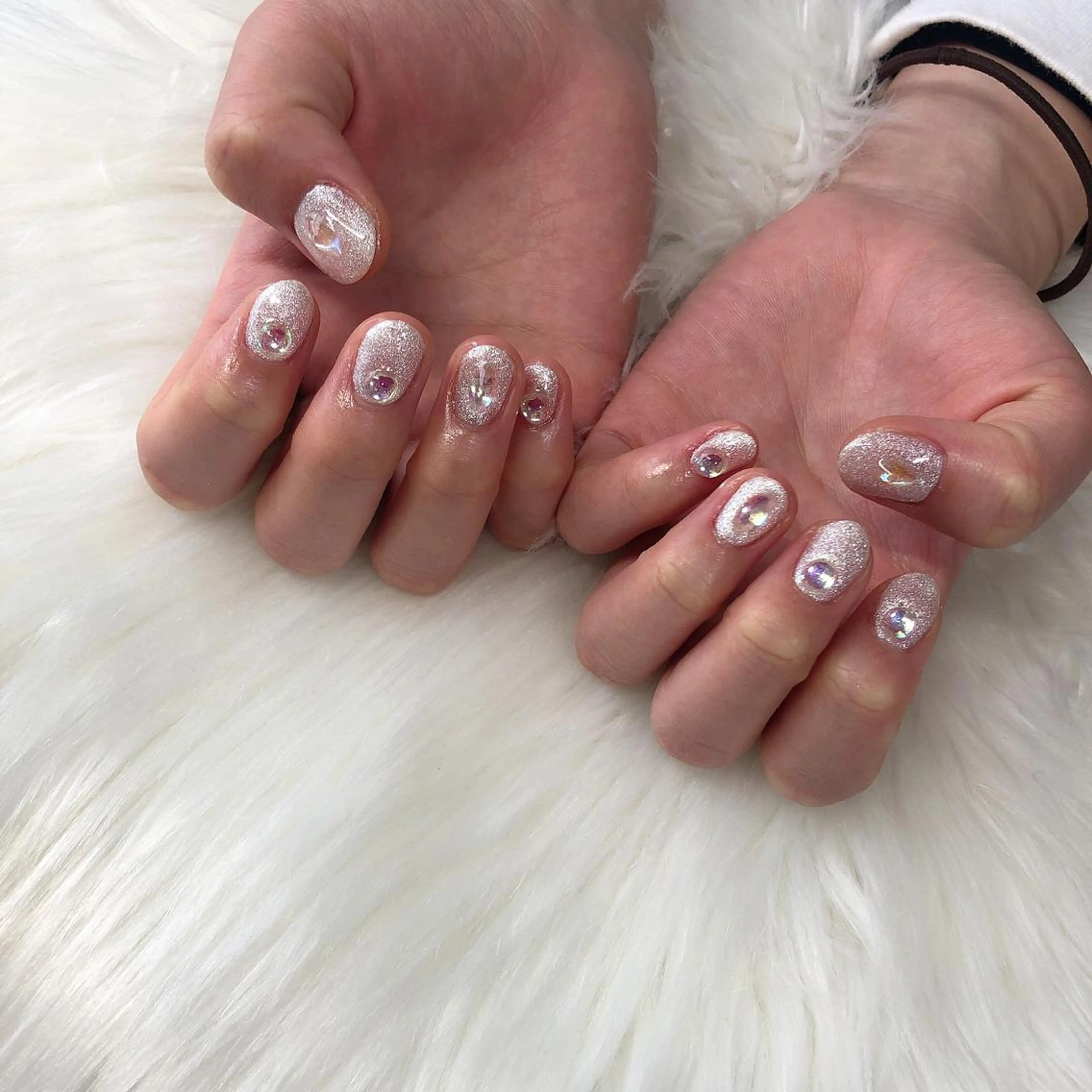 ネイル ハンドネイル 西岡 杏のネイルデザイン