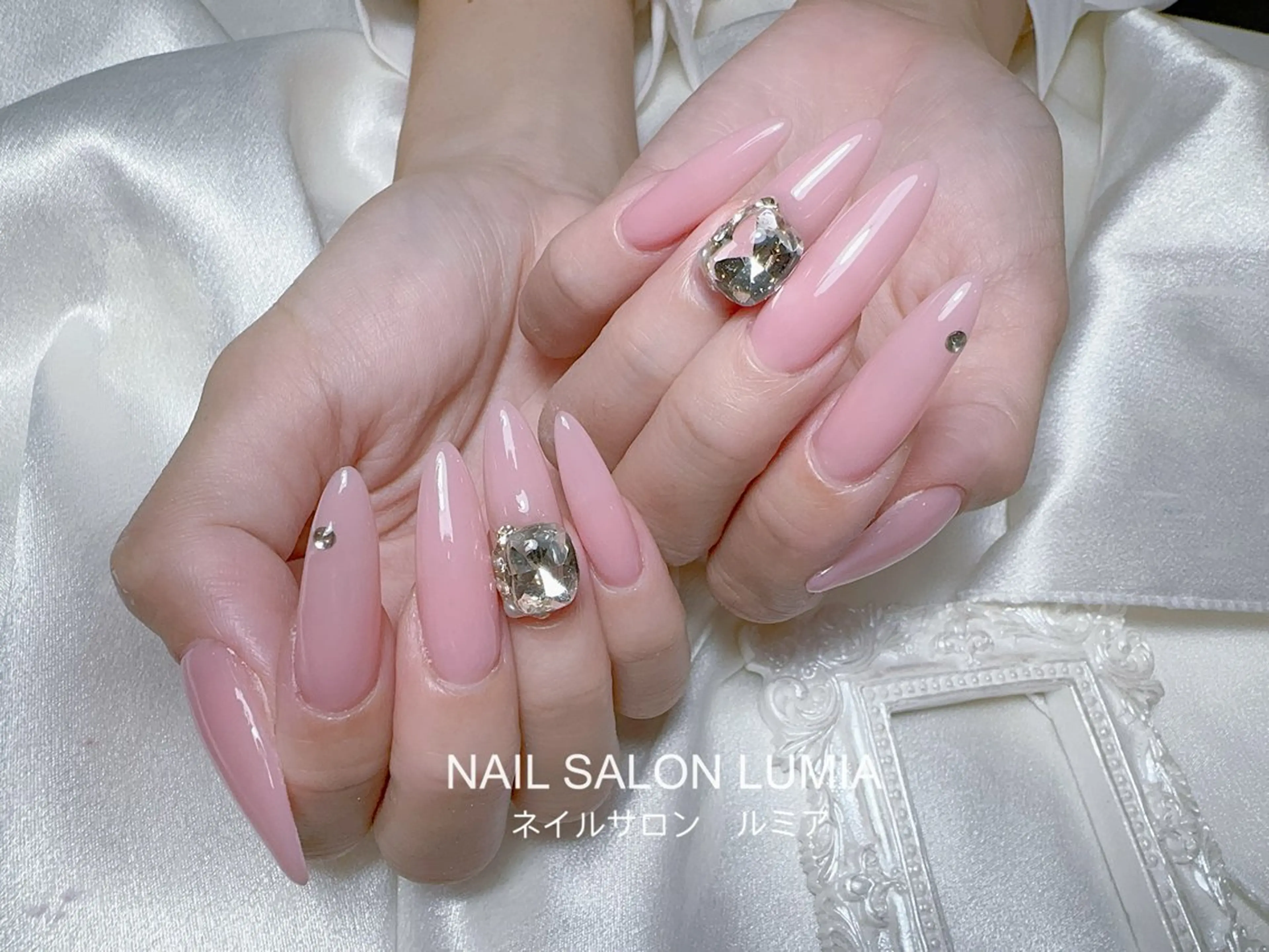 ネイル ハンドネイル ネイルサロン ルミア Lumia 店長のネイルデザイン
