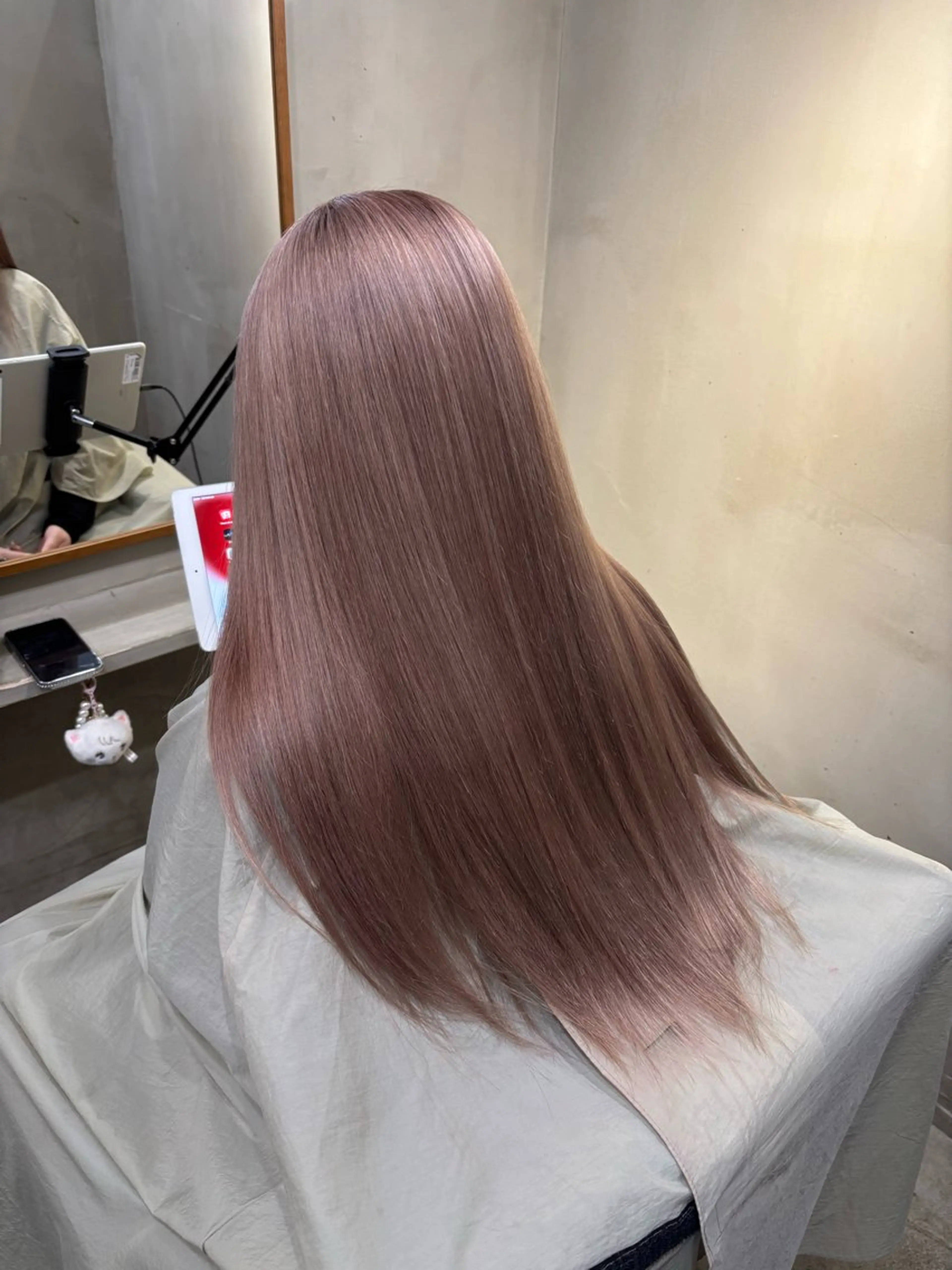 ロング カラー ベージュカラー ブリーチ ミルクティーベージュ ヘアカラー 中園康 /カラー/ブリーチのヘアスタイル