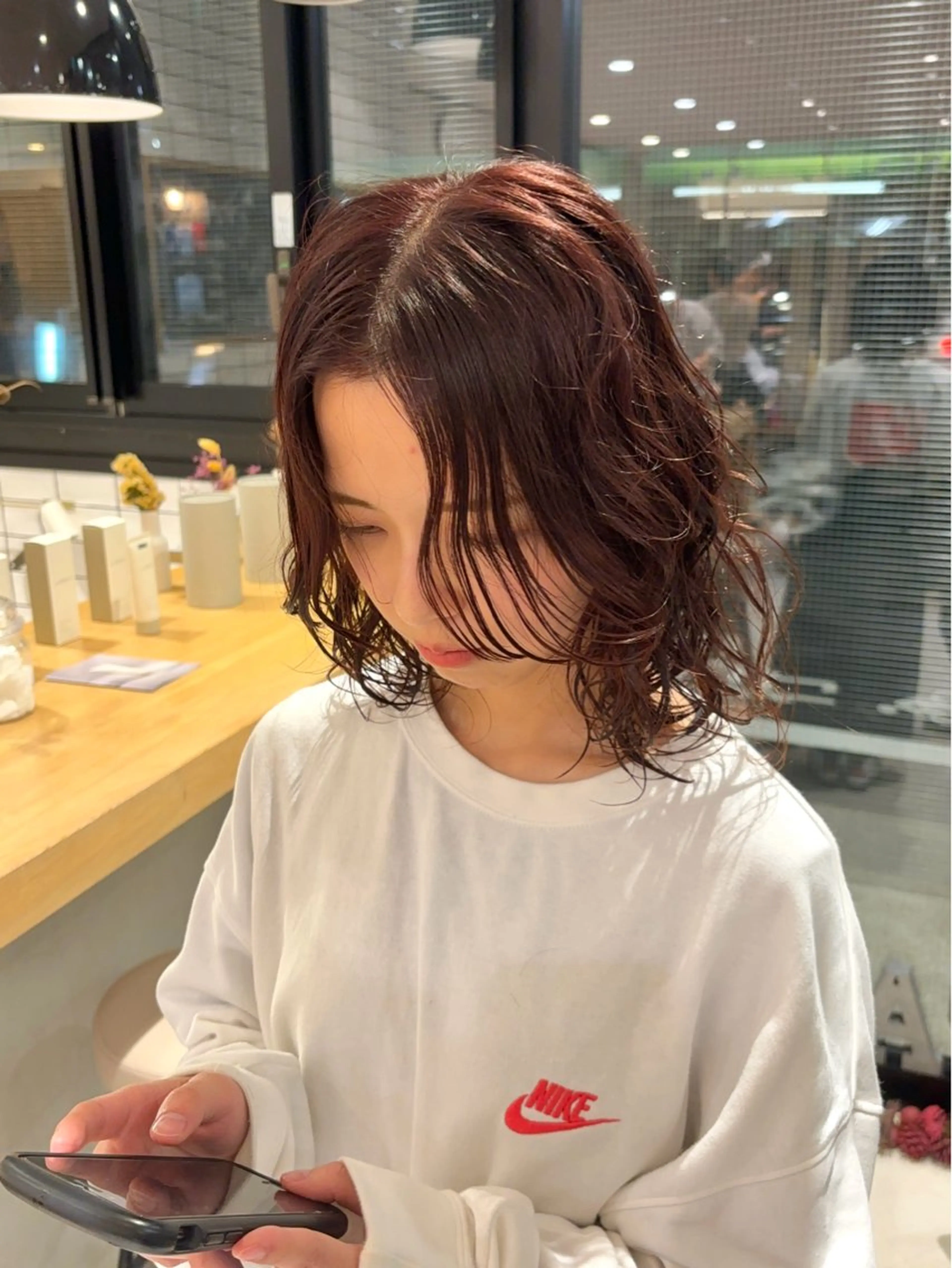 ミディアム 顔周りカット レイヤーカット izumi/ ボブ/パーマのヘアスタイル