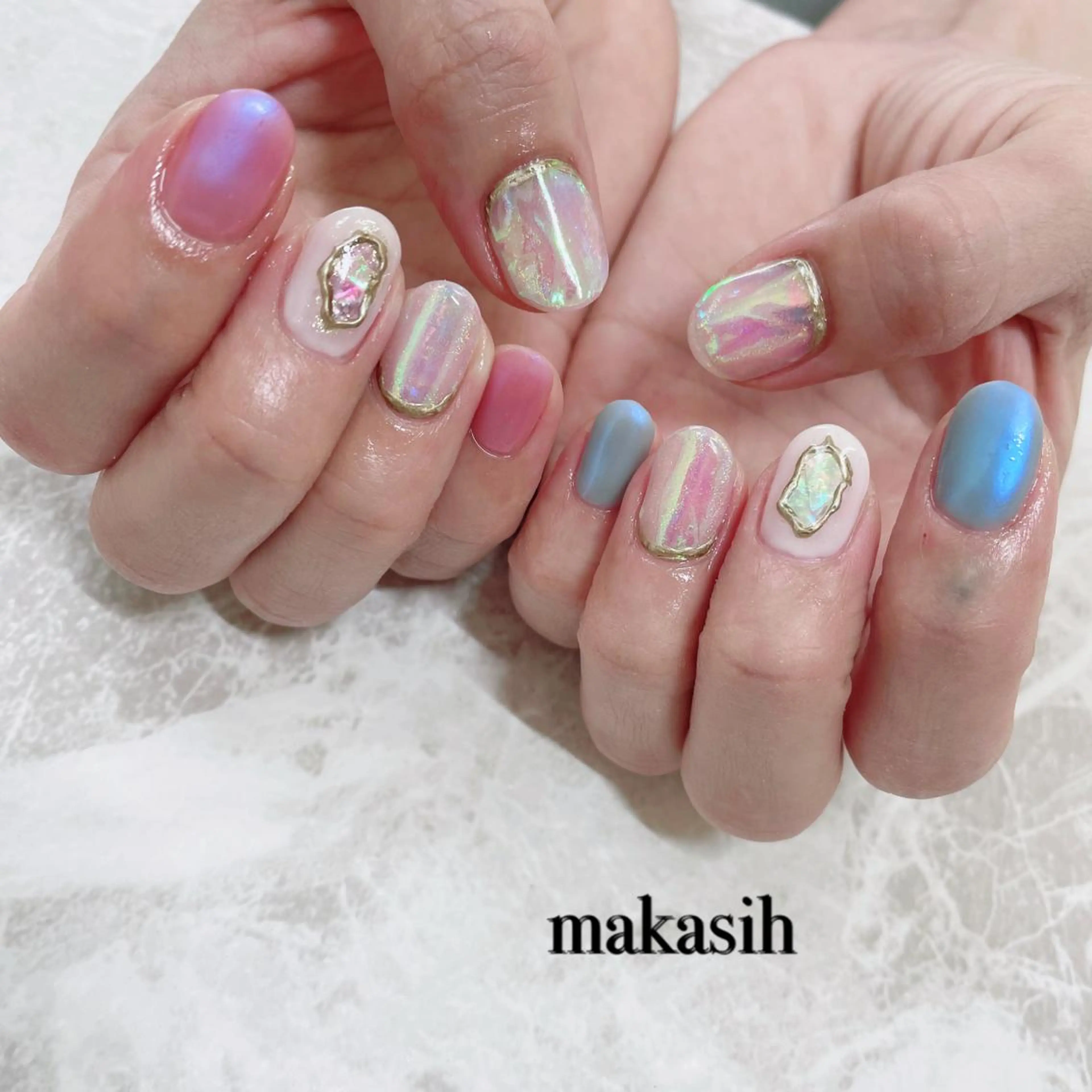 ネイル オーロラネイル 春ネイル 濱田 美菜子のエステ・リラクイメージ