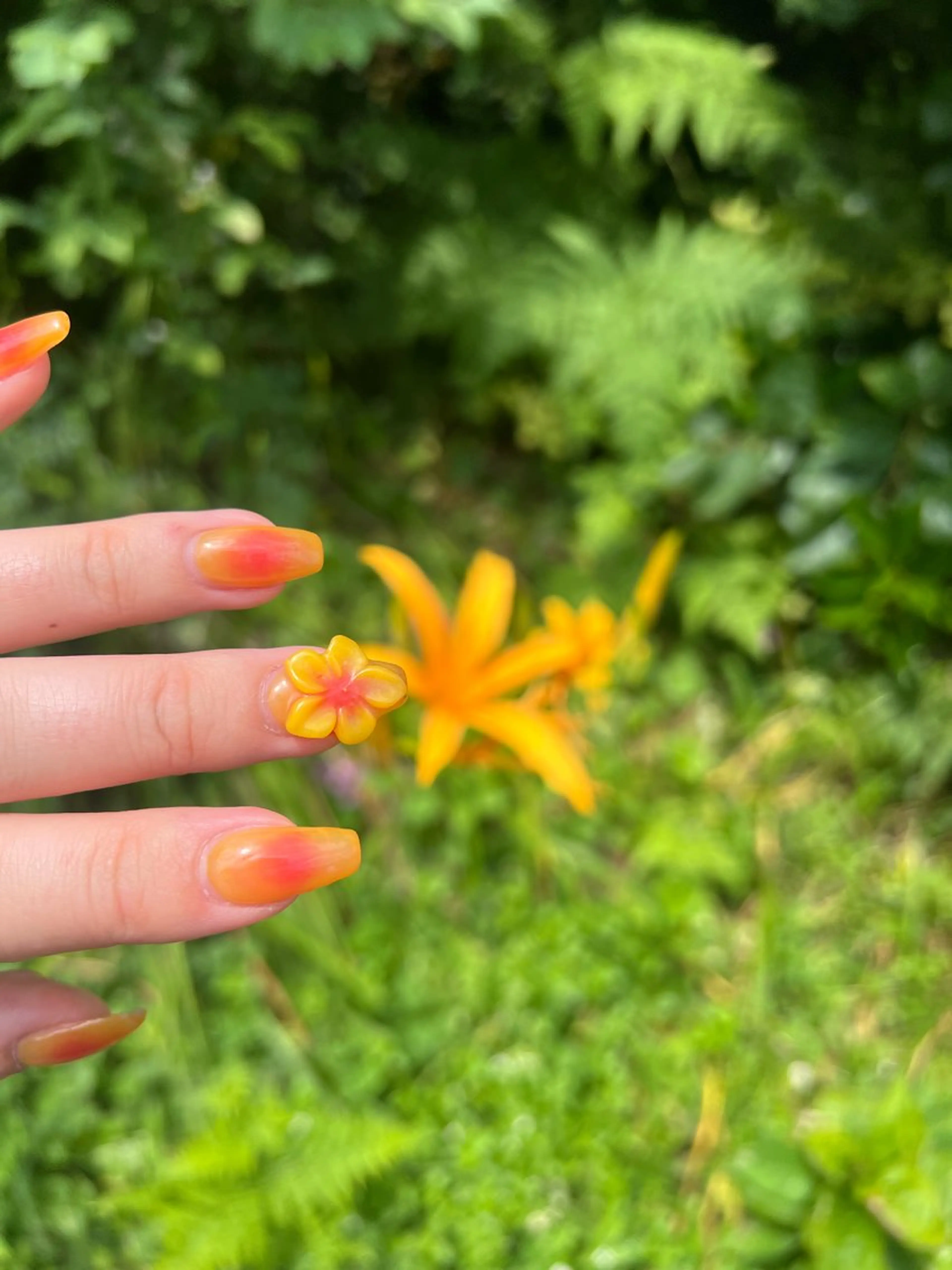 ネイル ハンドネイル フットネイル butter flowerのネイルデザイン