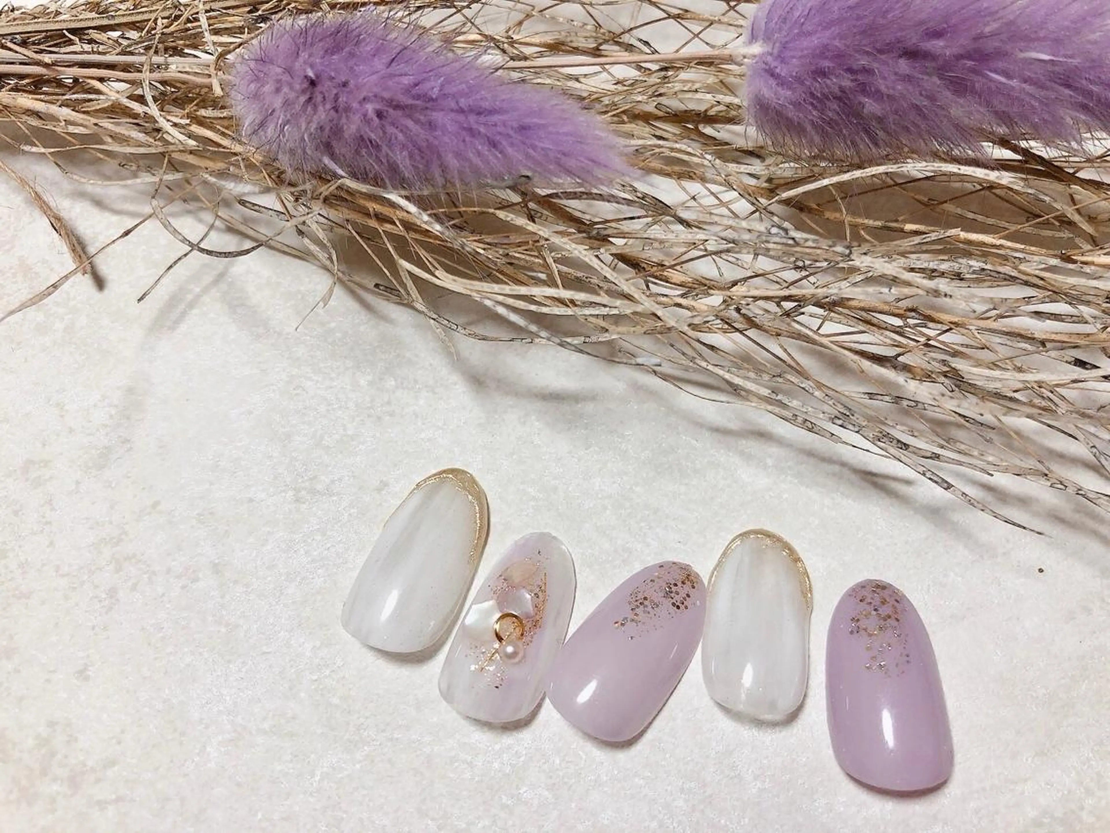 ネイル mogunail &blowのネイルデザイン