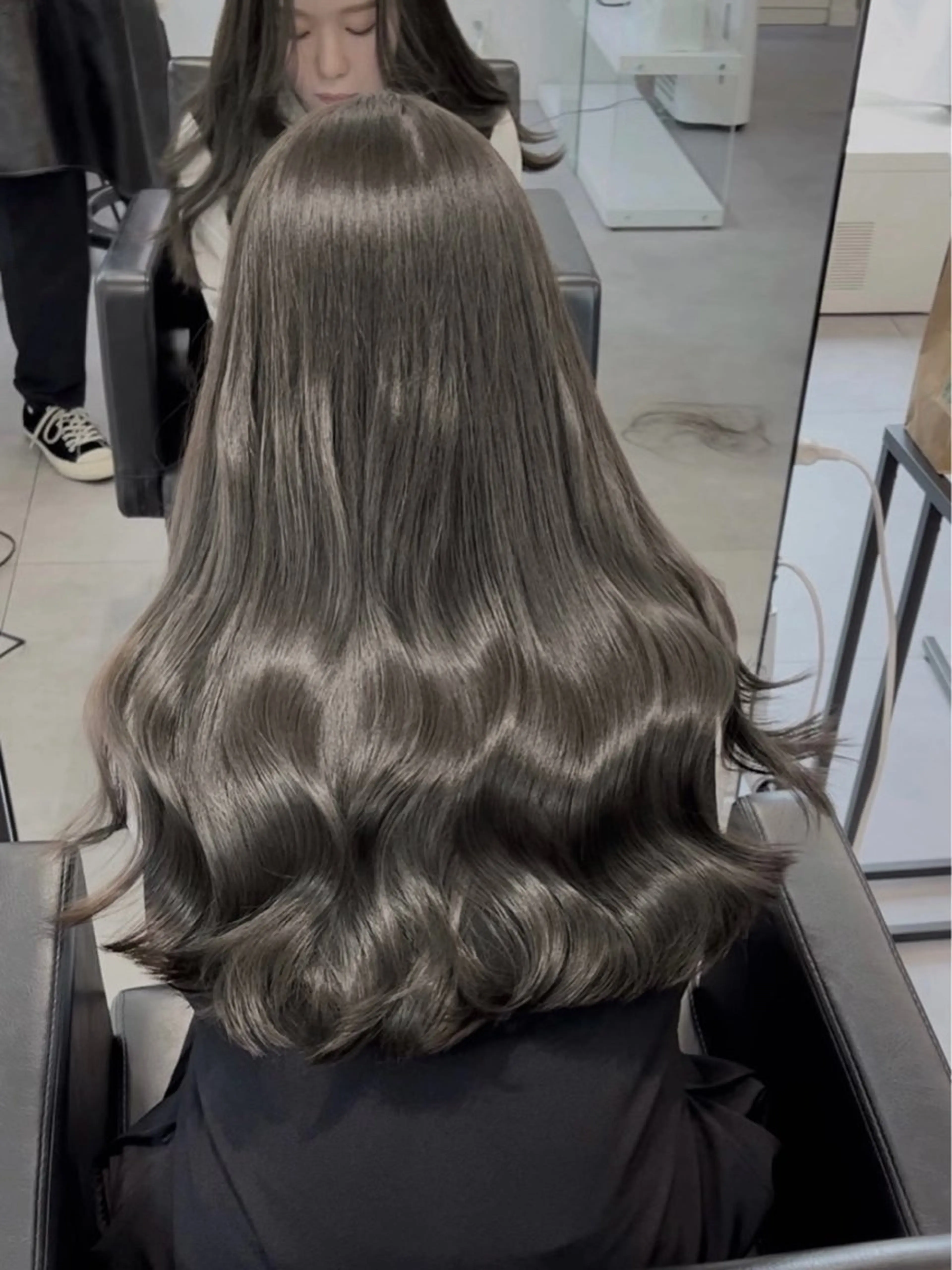 ロング カラー レイヤーカット💎 髪質改善のヘアスタイル