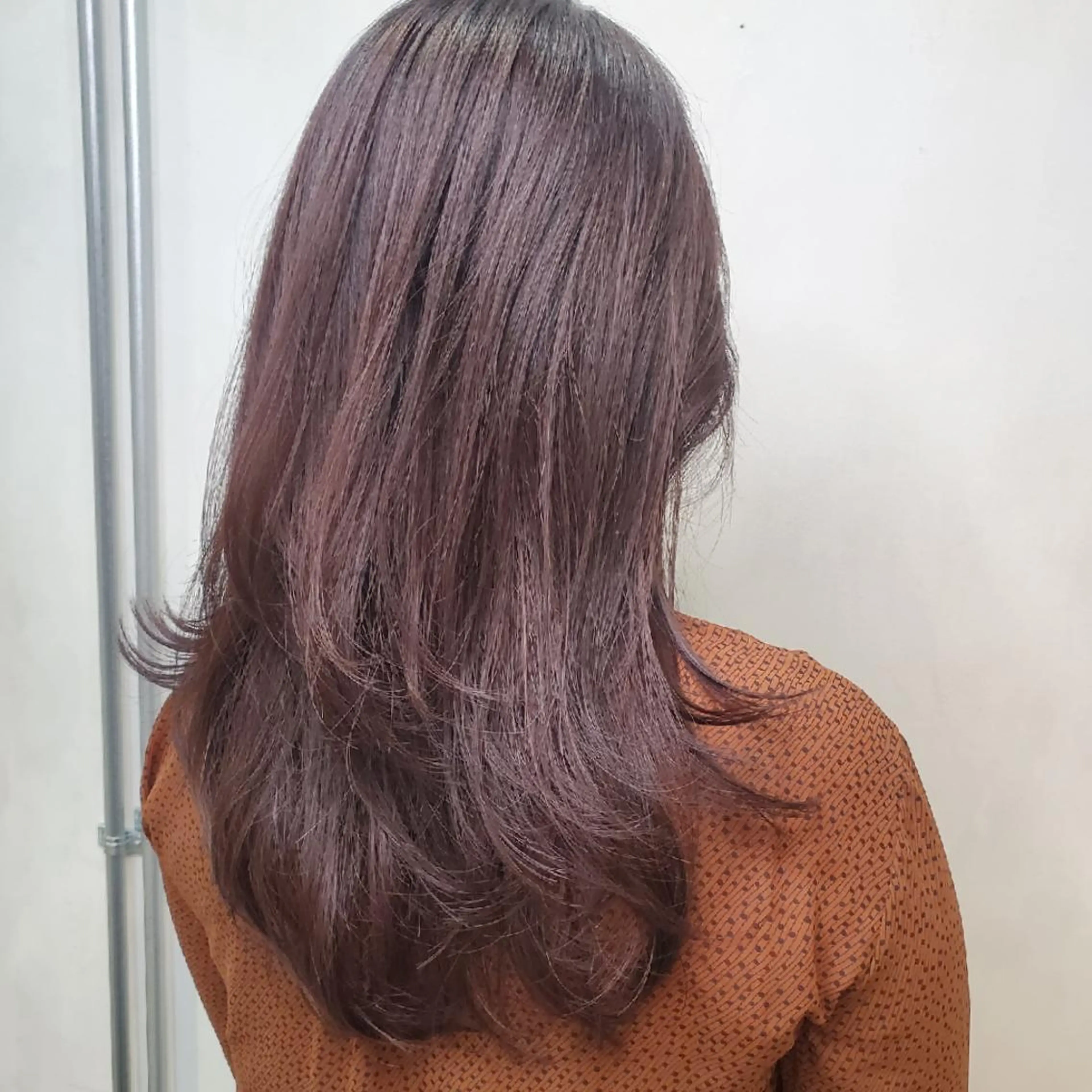 ロング カラー ブラウンカラー ラベンダーカラー レイヤーカット 韓国レイヤー　 suzuのヘアスタイル