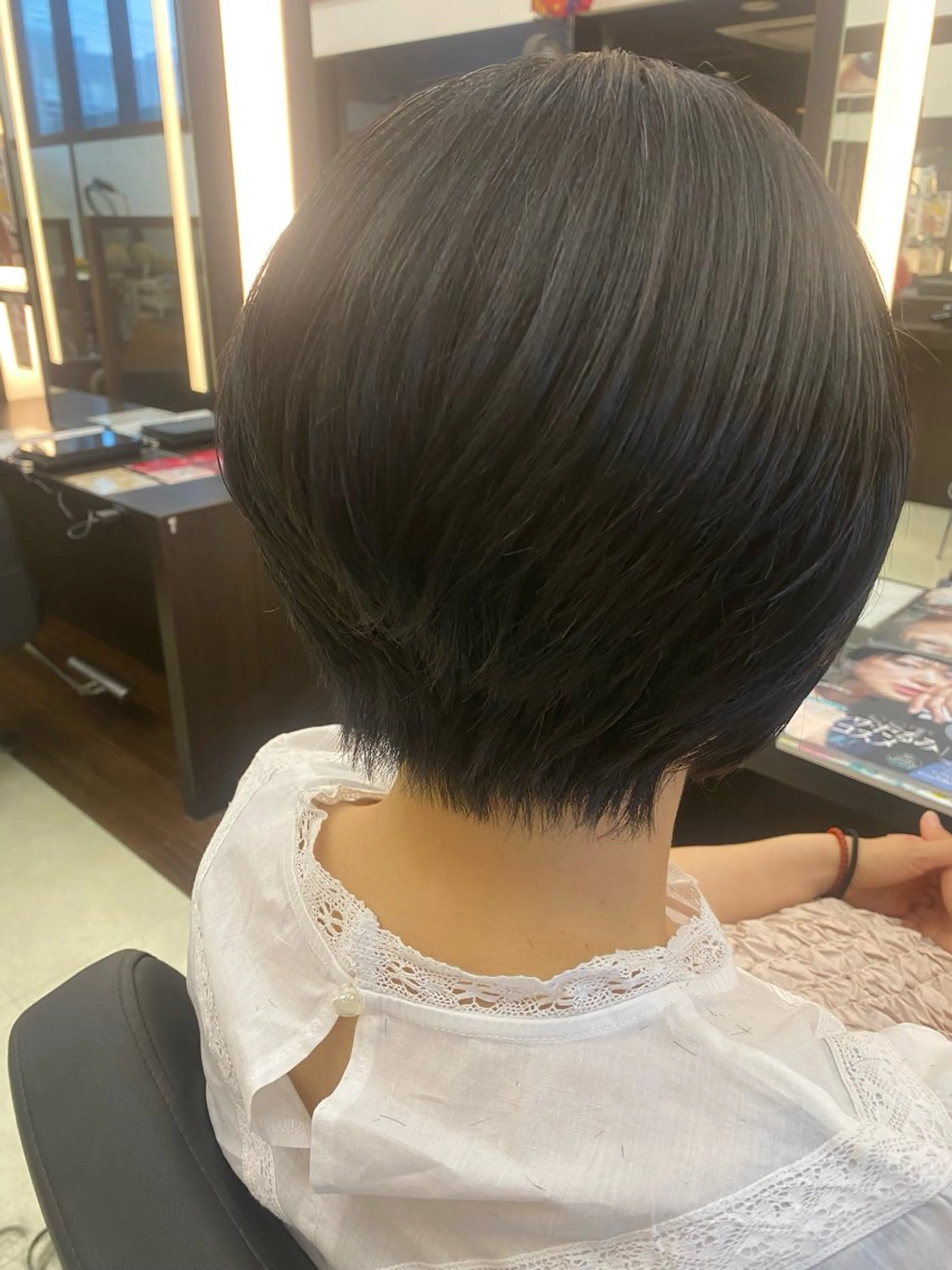 ショート くびれヘア ショートヘア 池田 朱李のヘアスタイル
