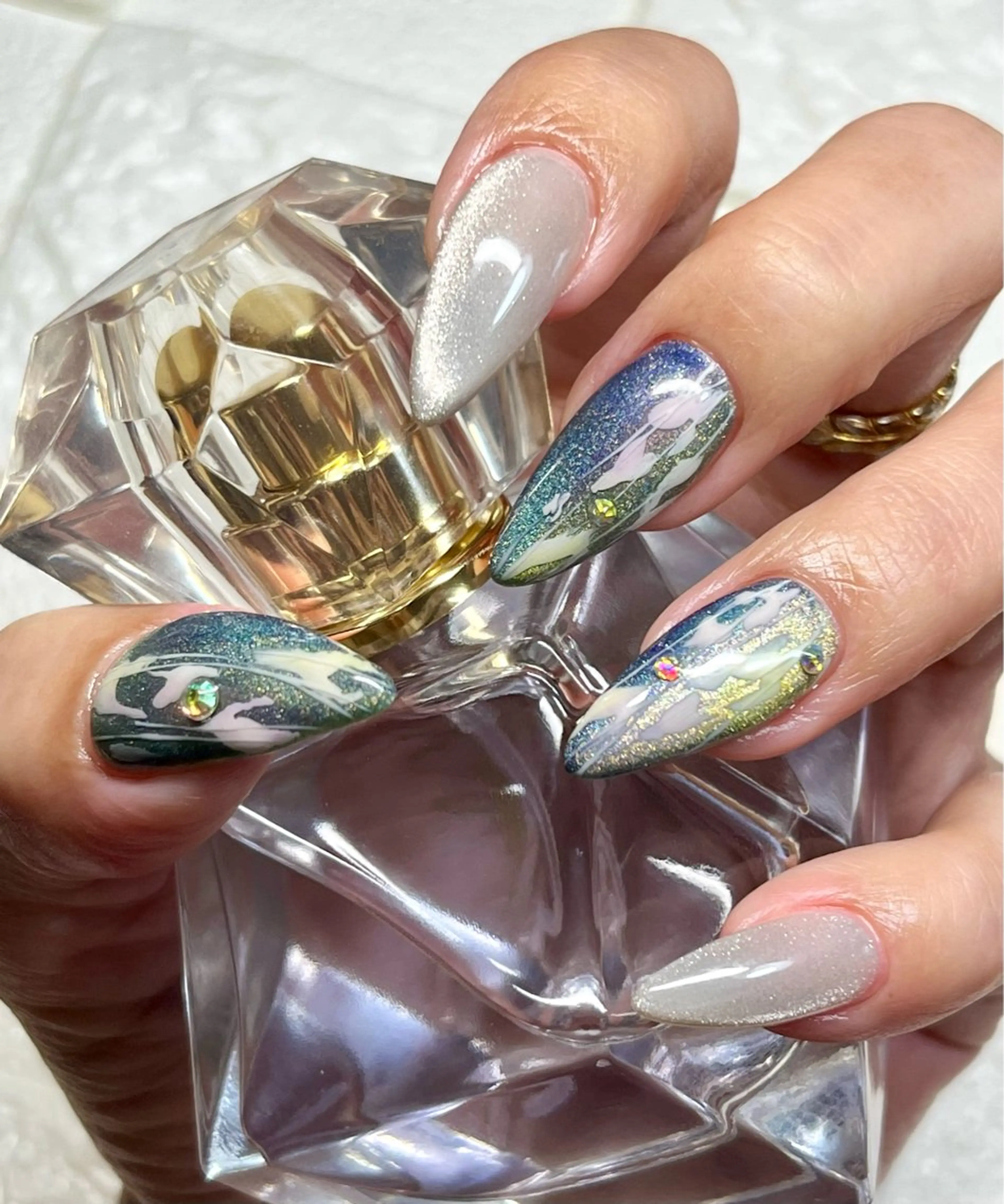 ネイル アニマル柄 アートネイル マグネットネイル ハンドネイル まり りぃ〜んのネイルデザイン