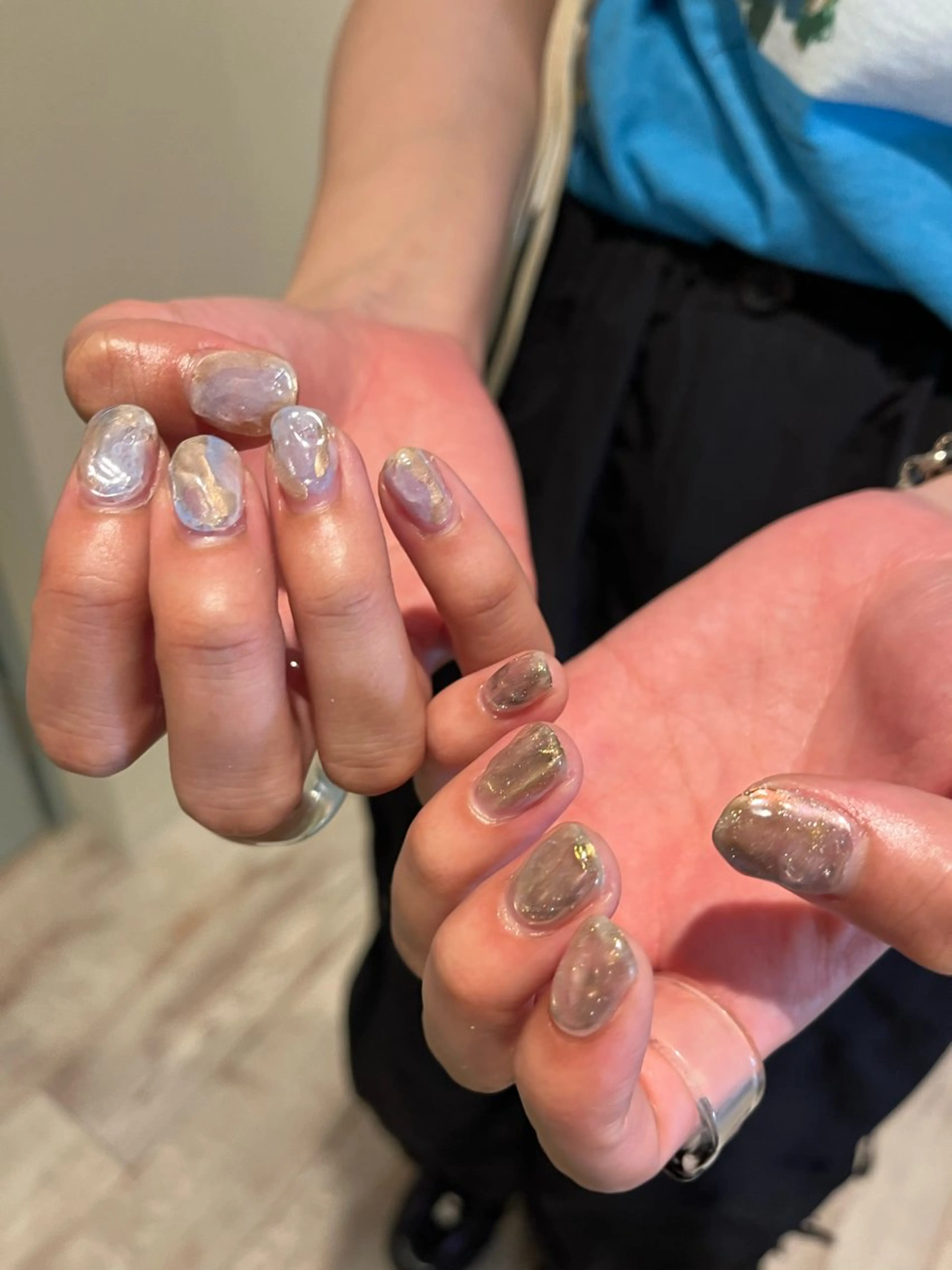 ネイル ハンドネイル une／YUKINA 🫧大人nuanceのネイルデザイン