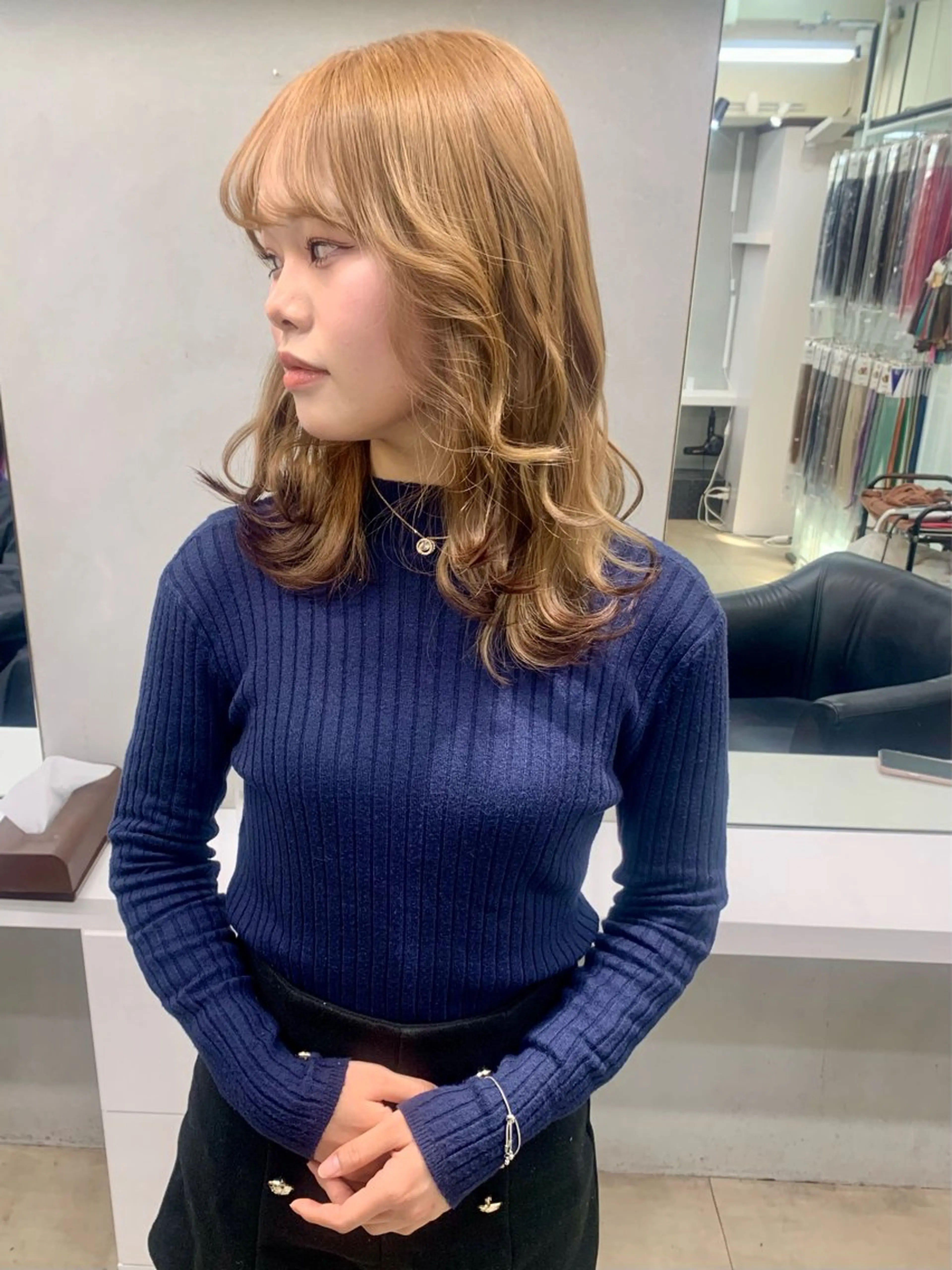 セミロング カラー ヘアアレンジ ヘアカラー トリートメント 個性爆弾💣 ダブルカラー/ゆかのヘアスタイル