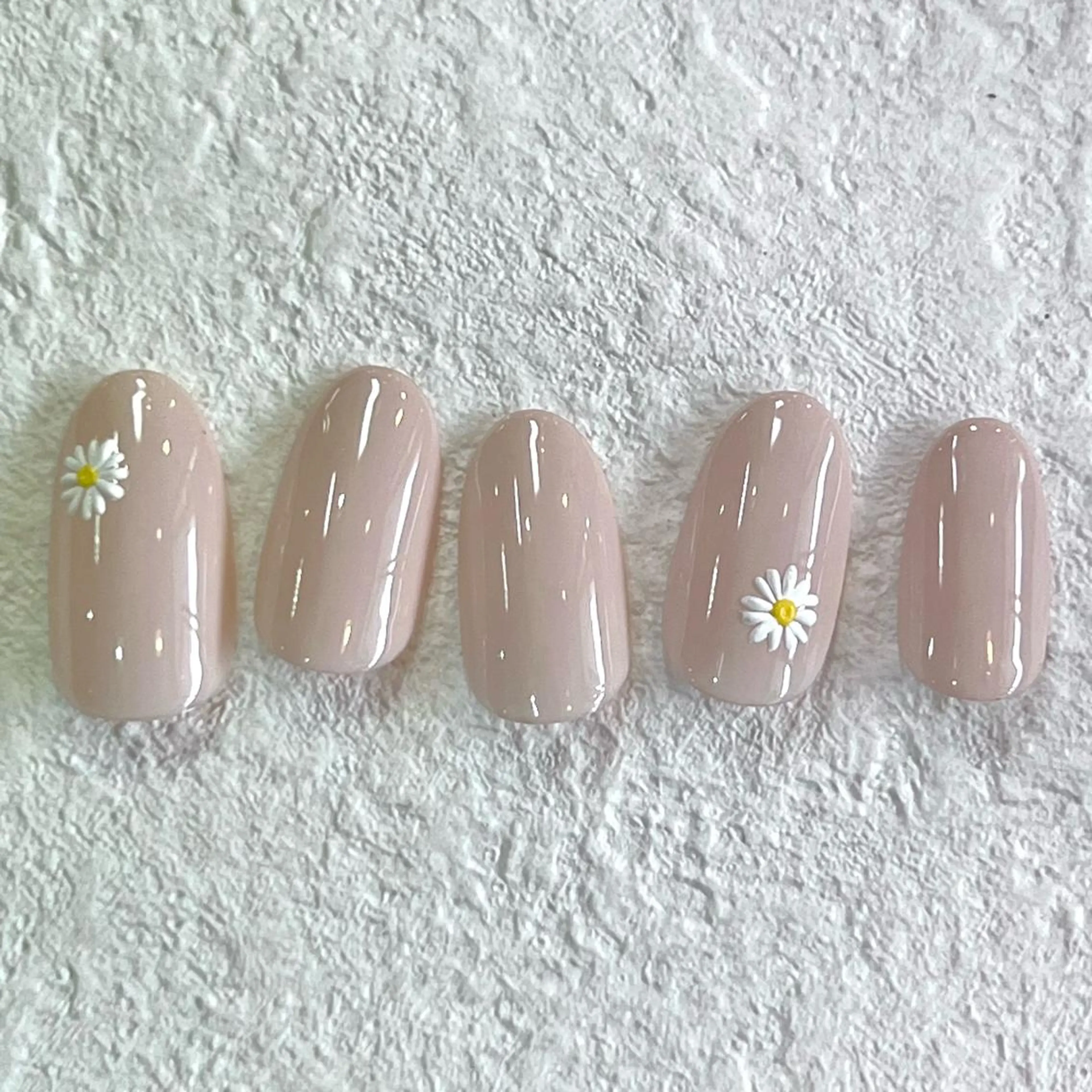 ネイル アートネイル ジェルネイル ニュアンスネイル オフィスネイル ぷっくりネイル Nail Mikakoのネイルデザイン