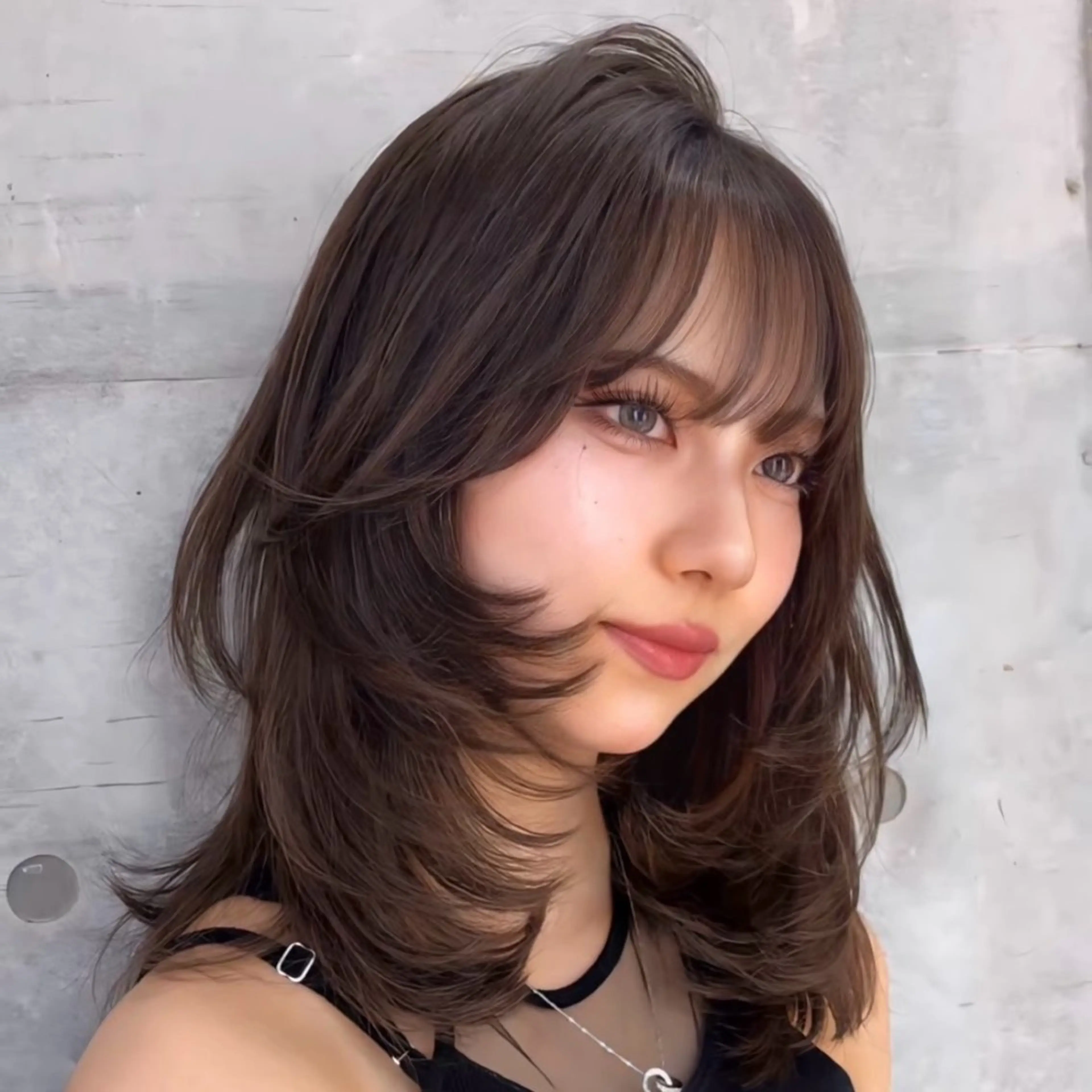 ミディアム ミディアムレイヤー 伸ばしかけ レイヤーカット 🎀𝑆𝐴𝑅𝐴 /レイヤーカット🎀のヘアスタイル