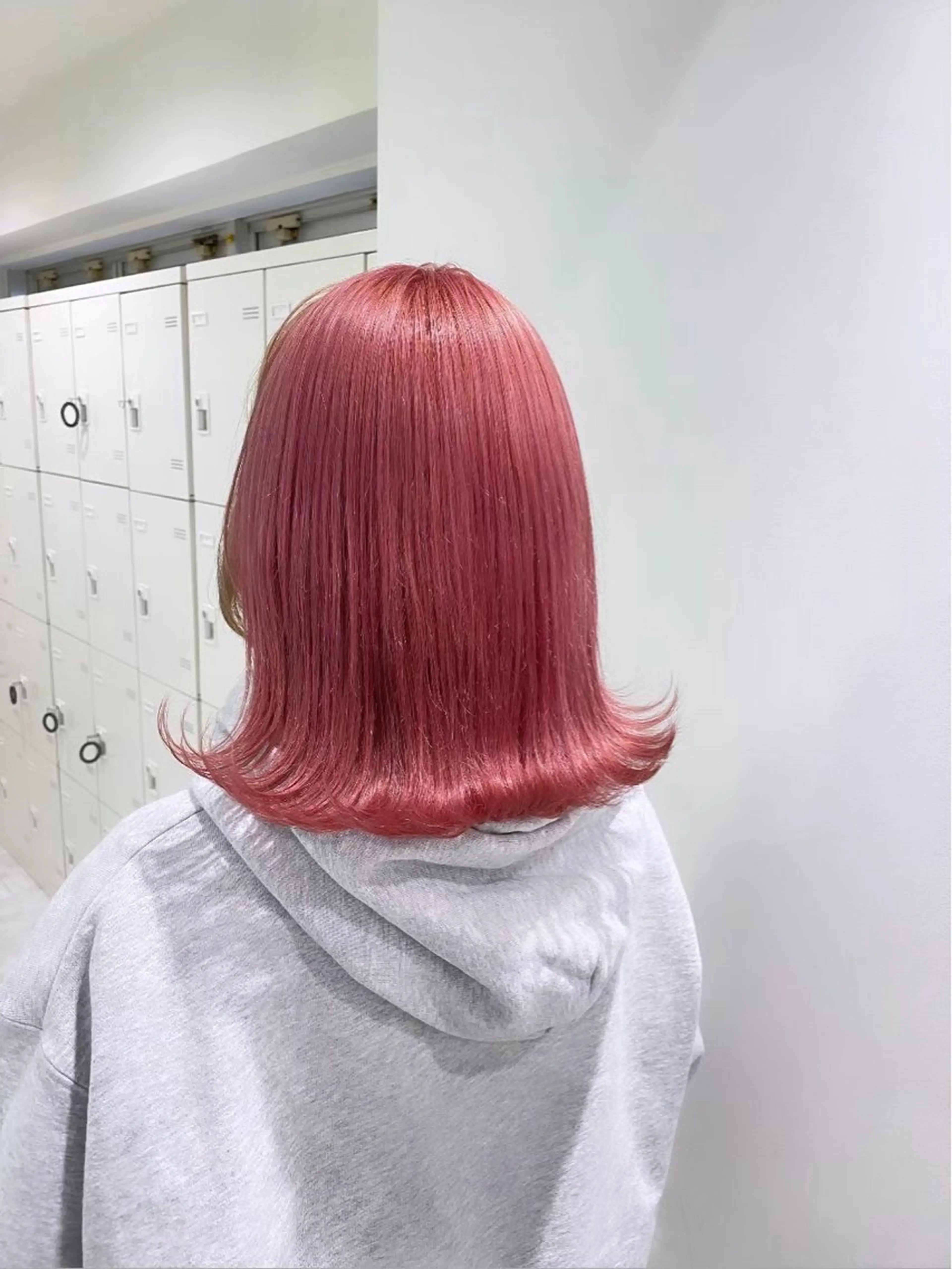 ミディアム ヘアカラー 🍀yuria/ハイ トーン/ペールカラーのヘアスタイル