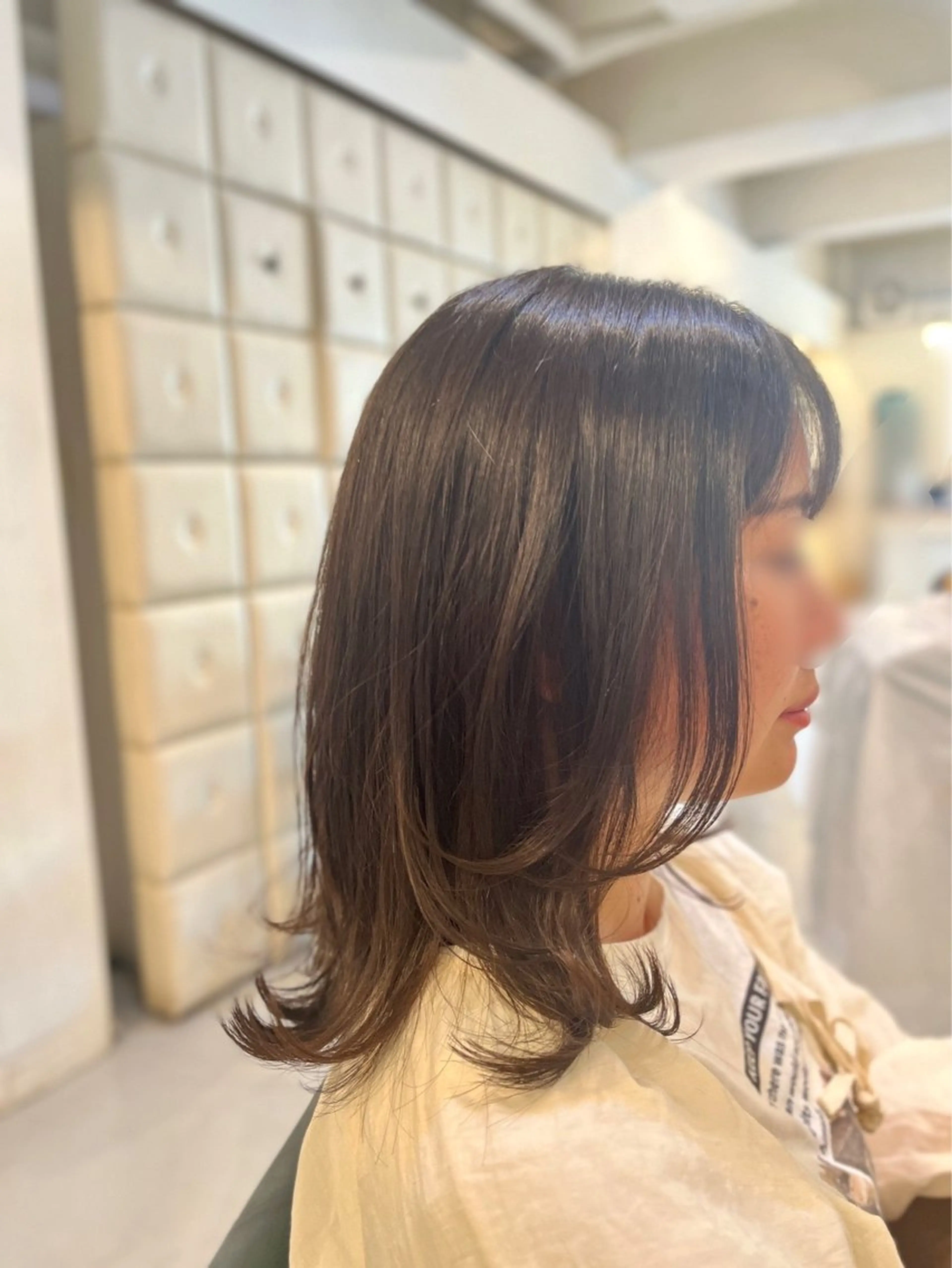 ミディアム 加藤 麻美のヘアスタイル
