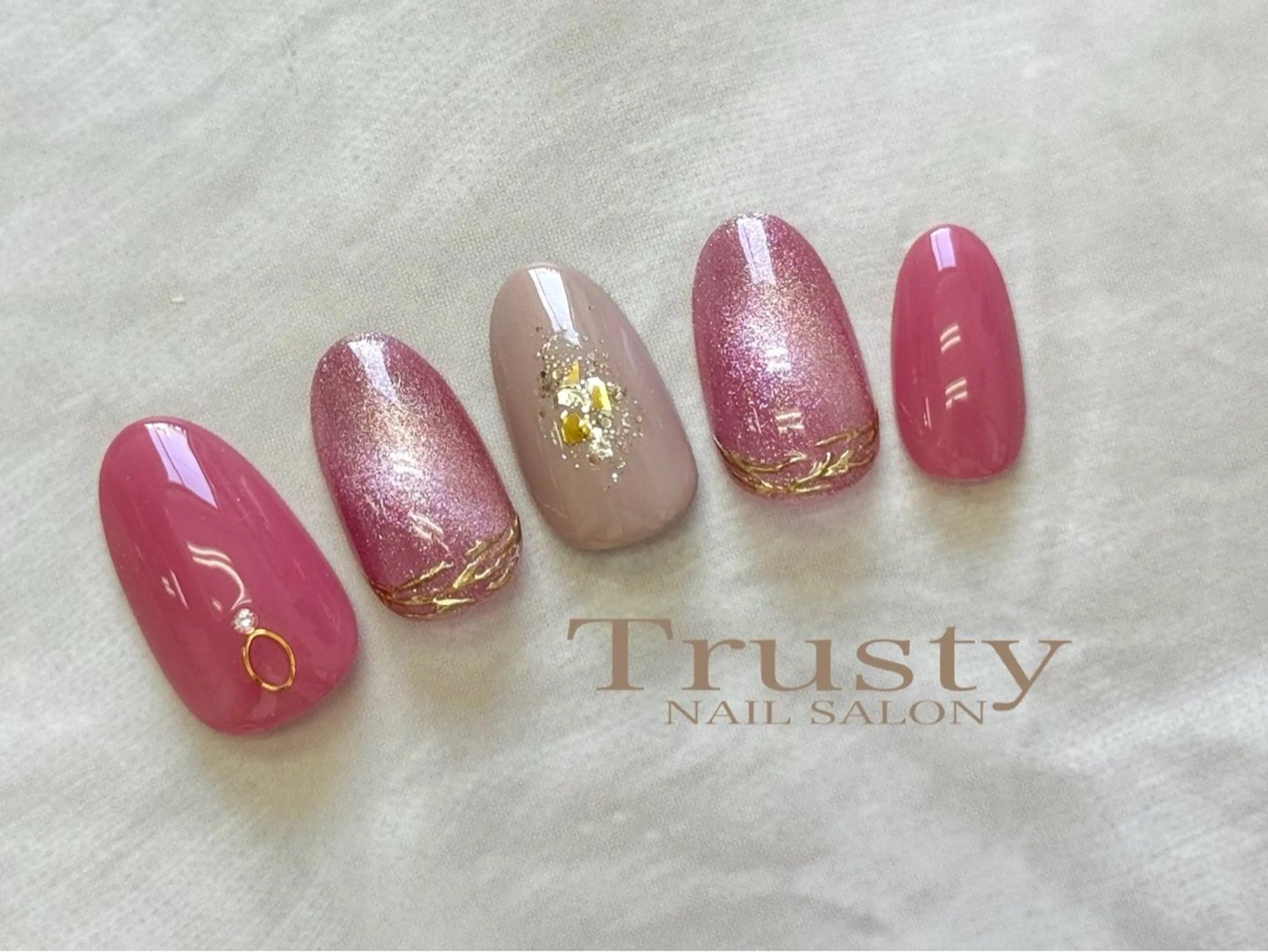 ネイル Trusty新小岩 杉山のネイルデザイン
