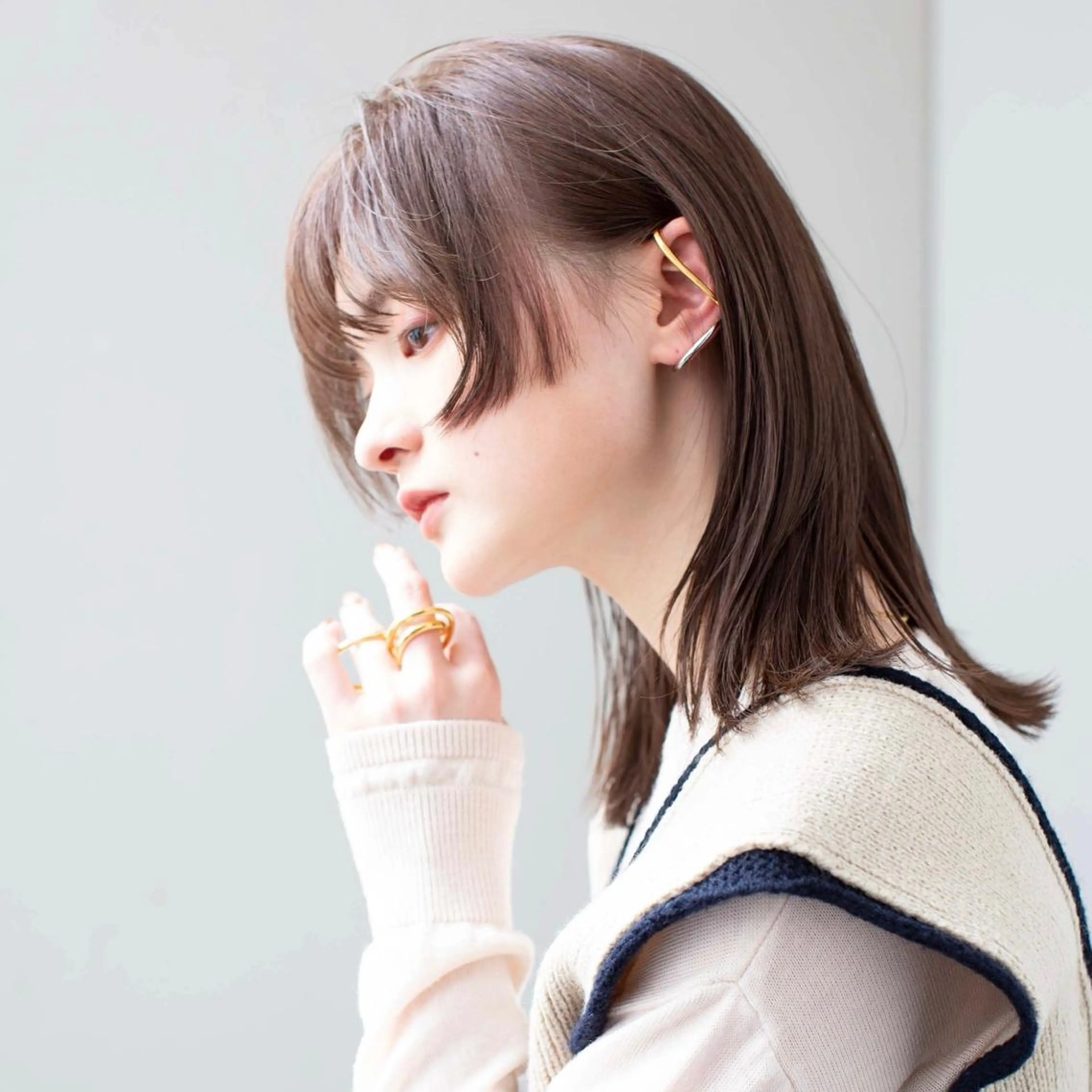 ミディアム 顔周りカット 姫カット ウルフカット 《カット¥0》 朝山良徳のヘアスタイル