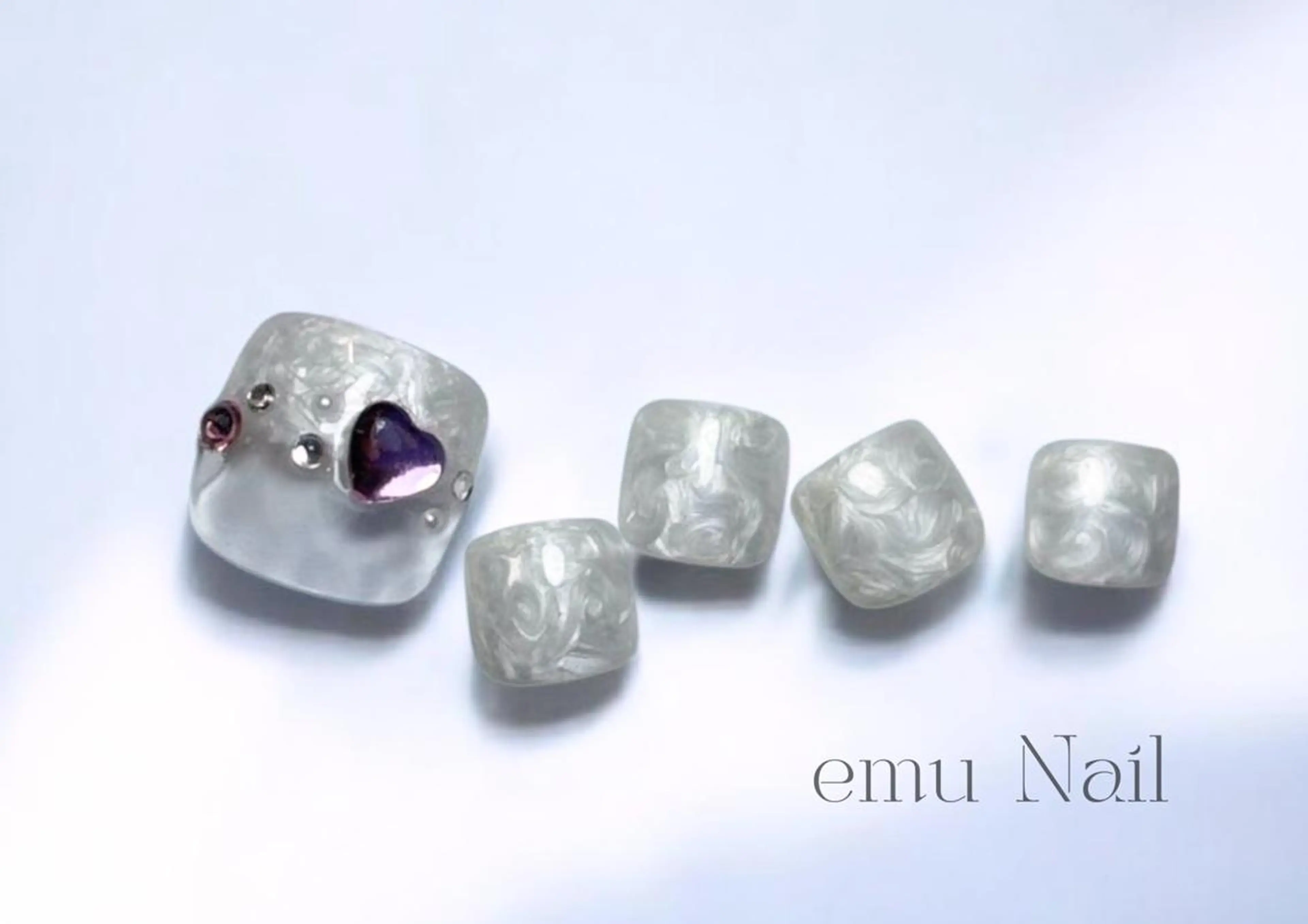 ネイル フットネイル akiko Itoのネイルデザイン