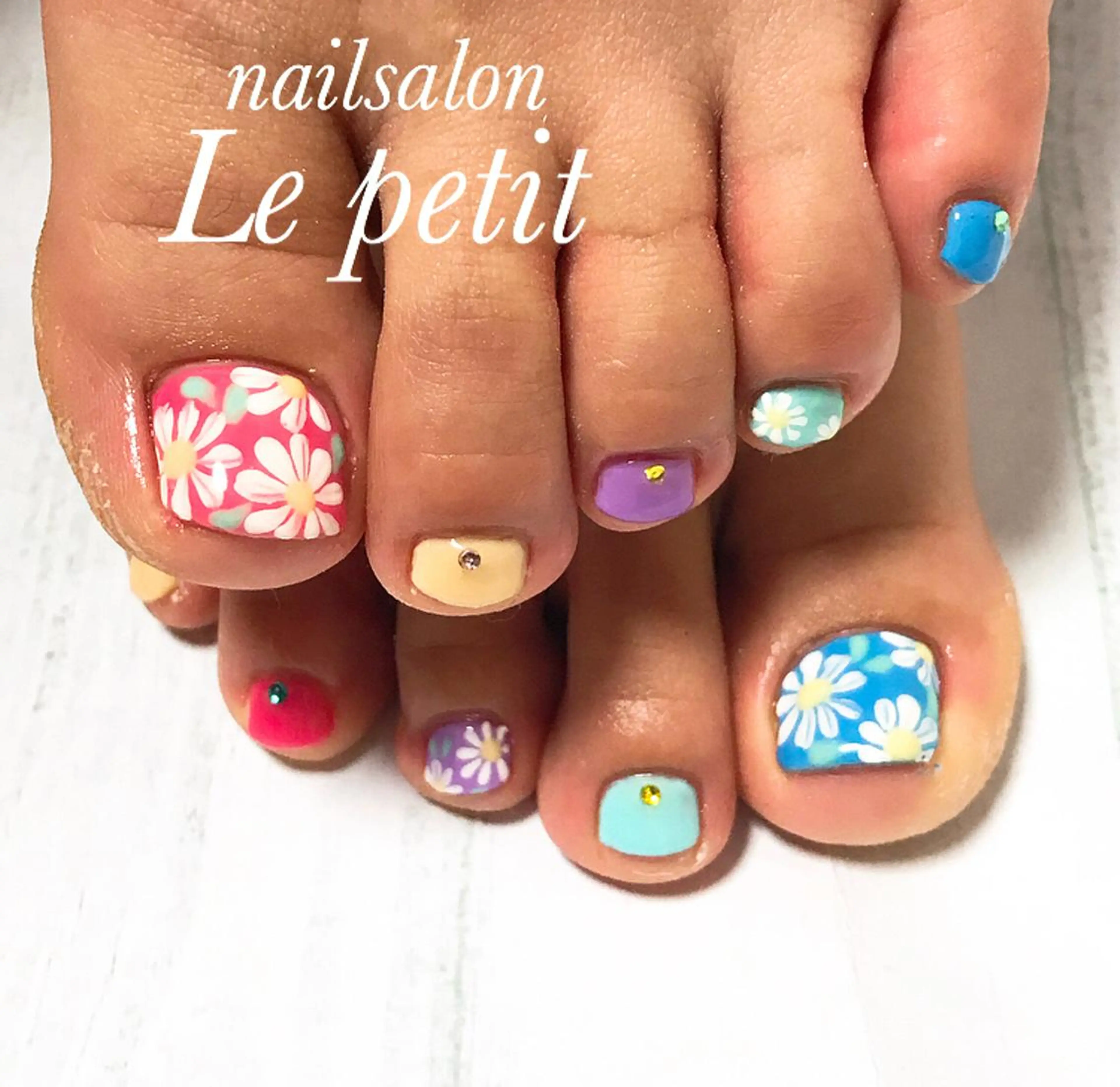 ネイル 石野 広佳のネイルデザイン