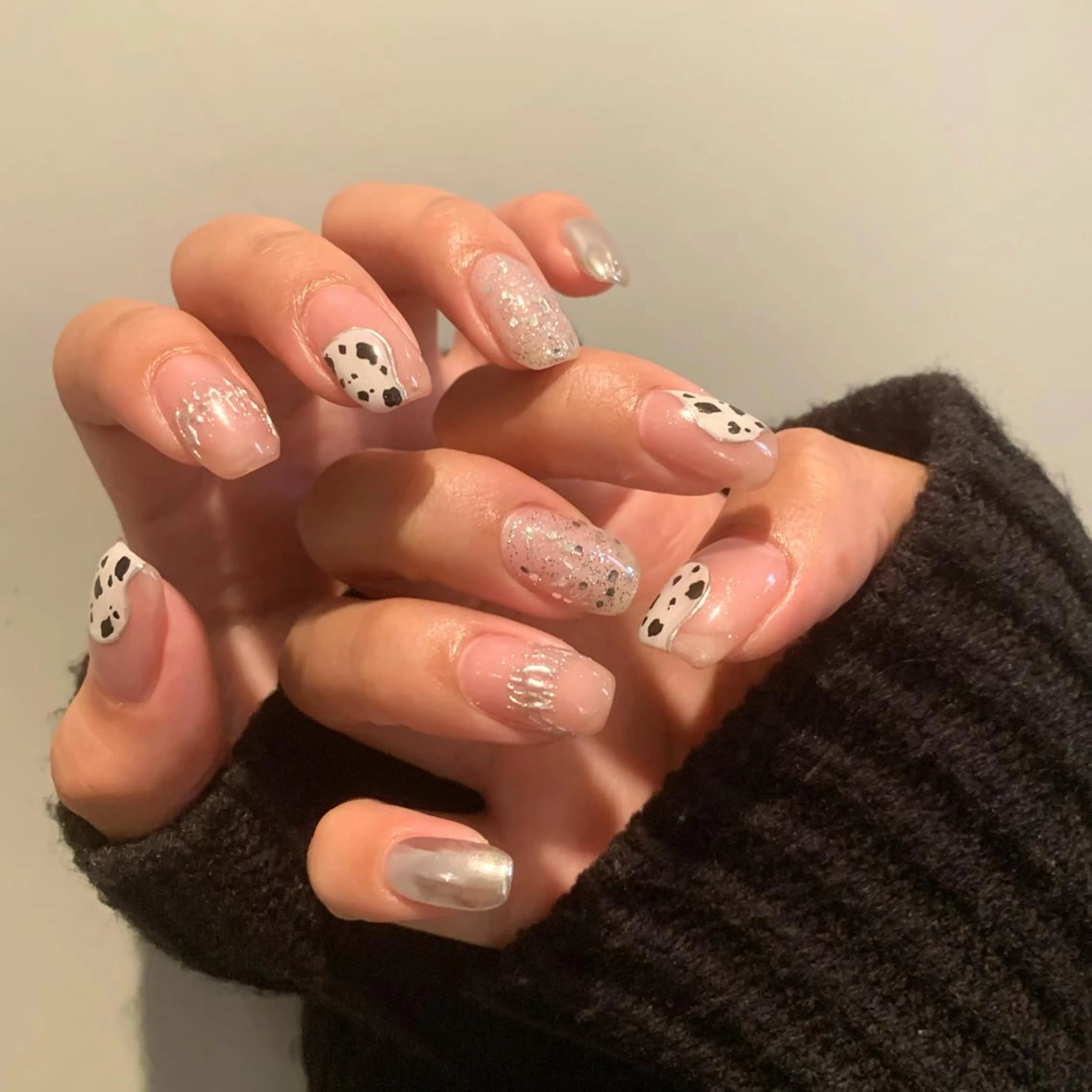 ネイル ハンドネイル ウシク ミユキのネイルデザイン