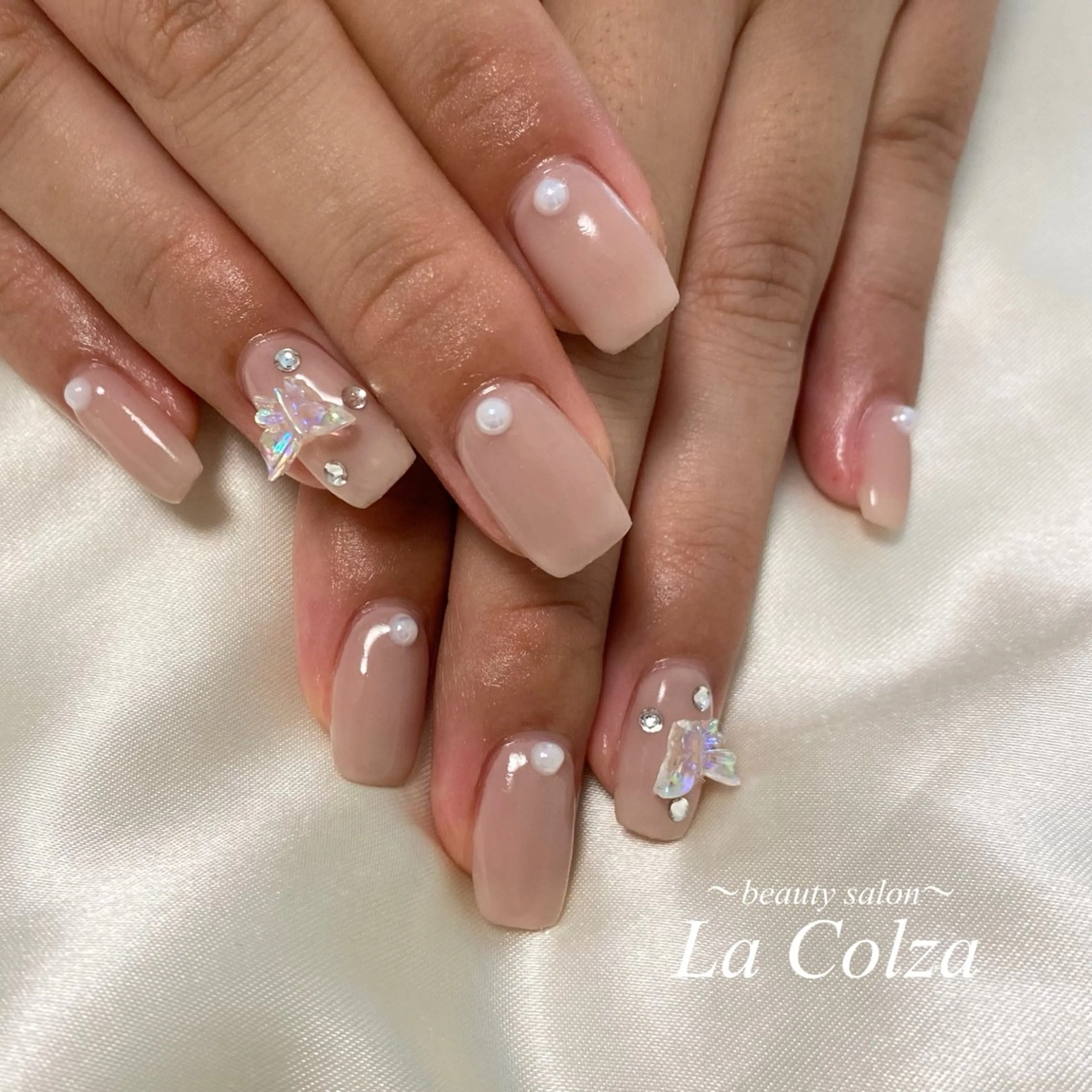 ネイル La Colzaのネイルデザイン