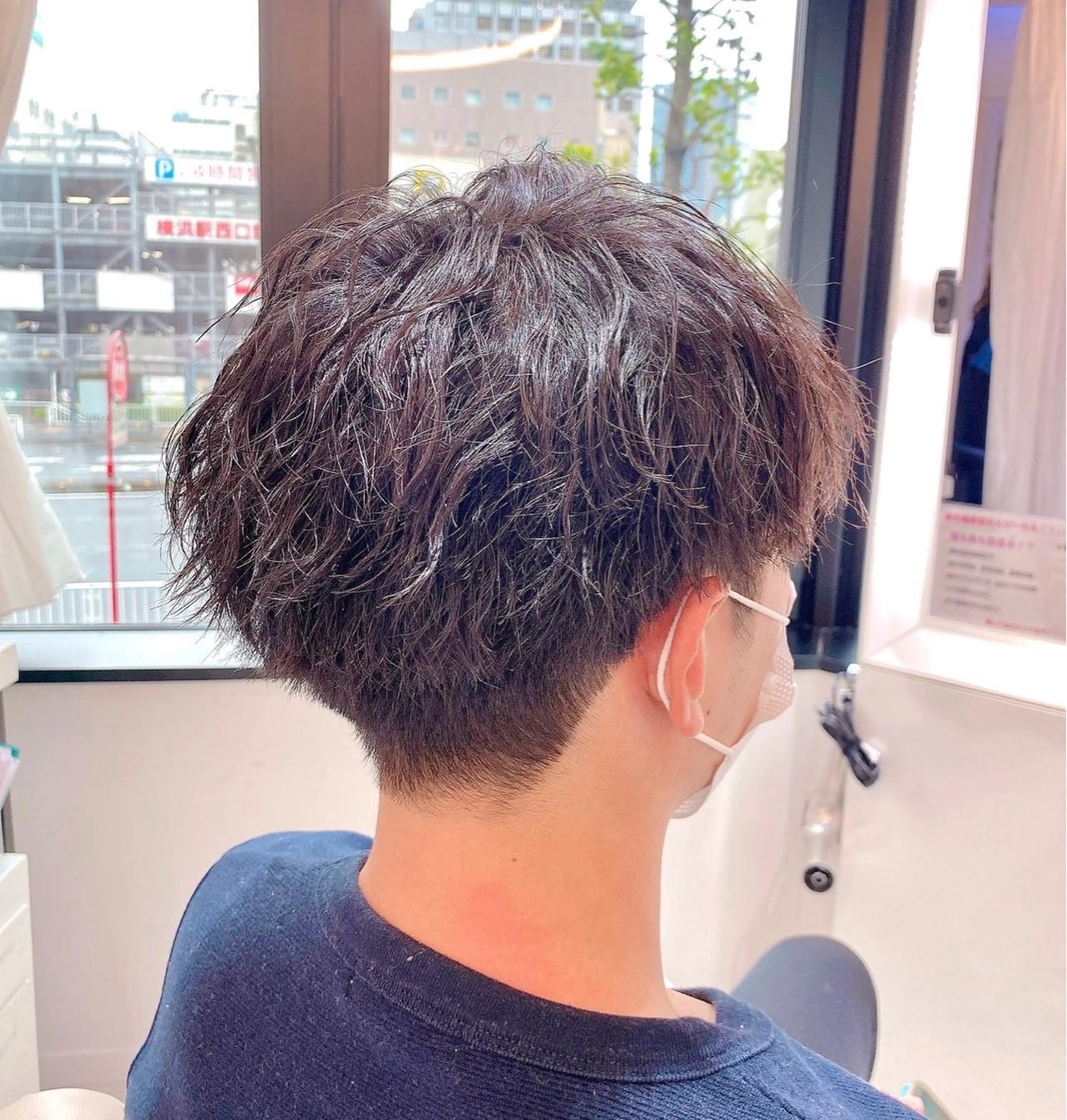 パーマ メンズ 岩倉 諒のヘアスタイル