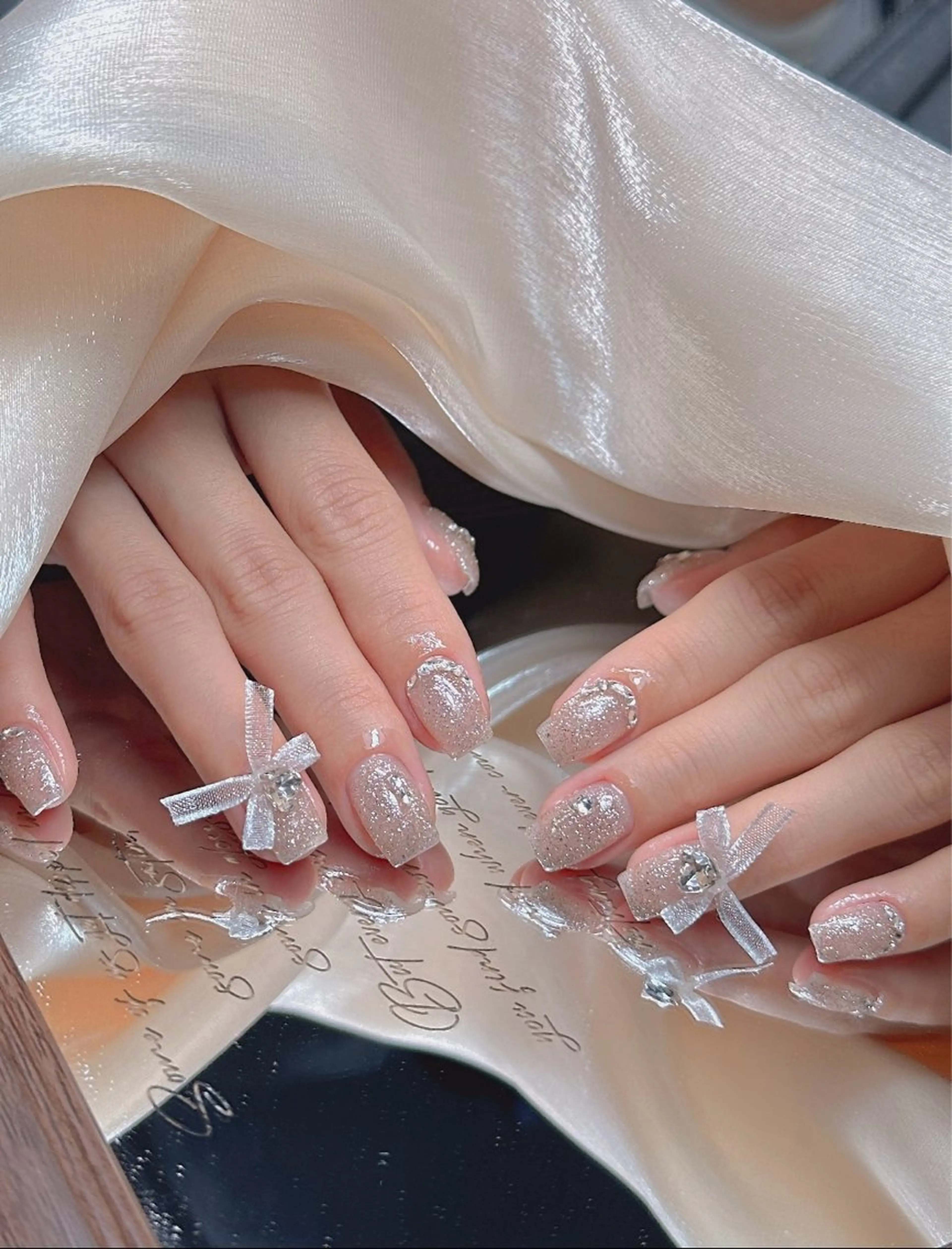 ネイル アートネイル べっ甲ネイル チークネイル 長さ出し フラッシュネイル ハンドネイル ハンドケア For you. Nail Salonのネイルデザイン