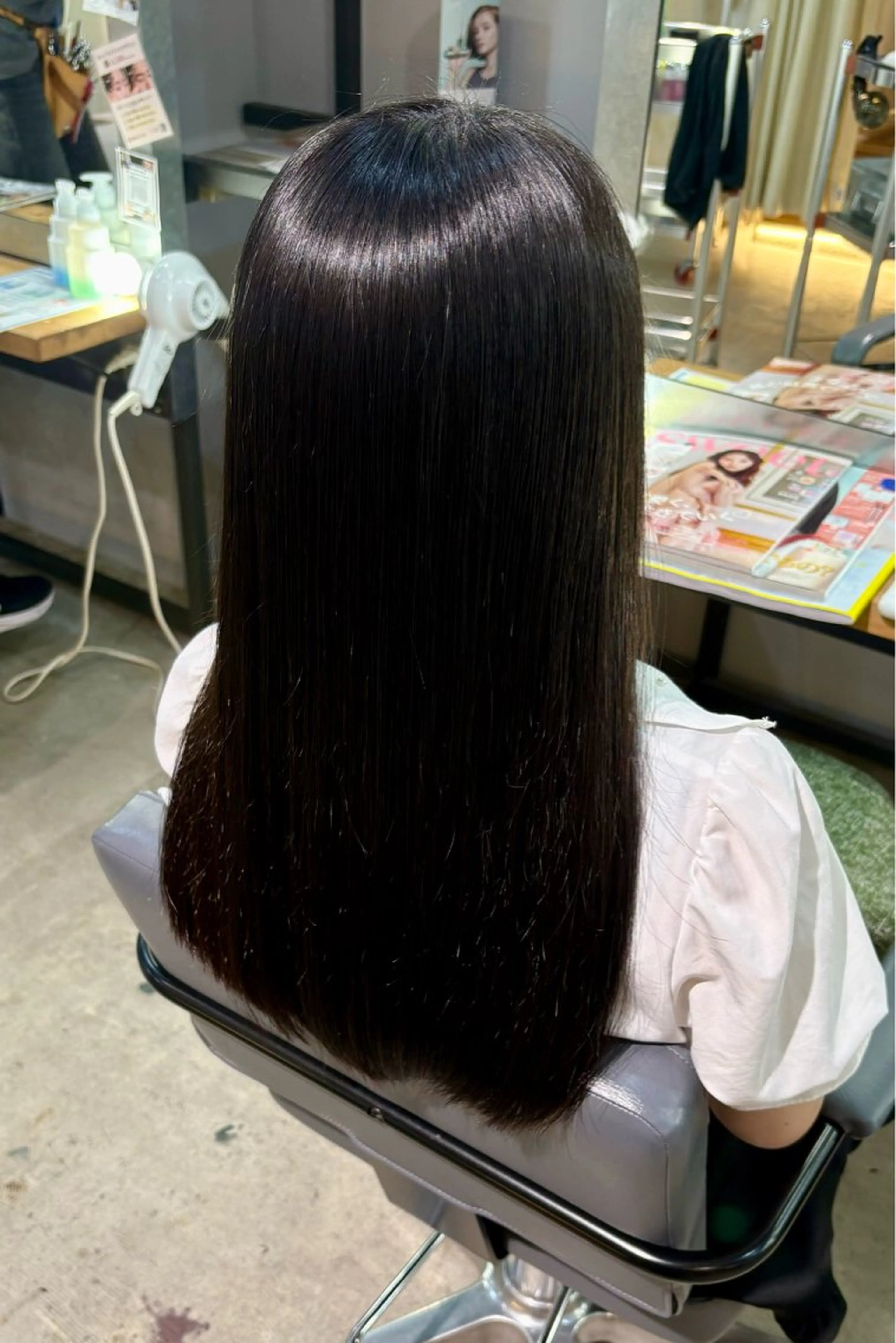 ロング 菊地 紗矢のヘアスタイル