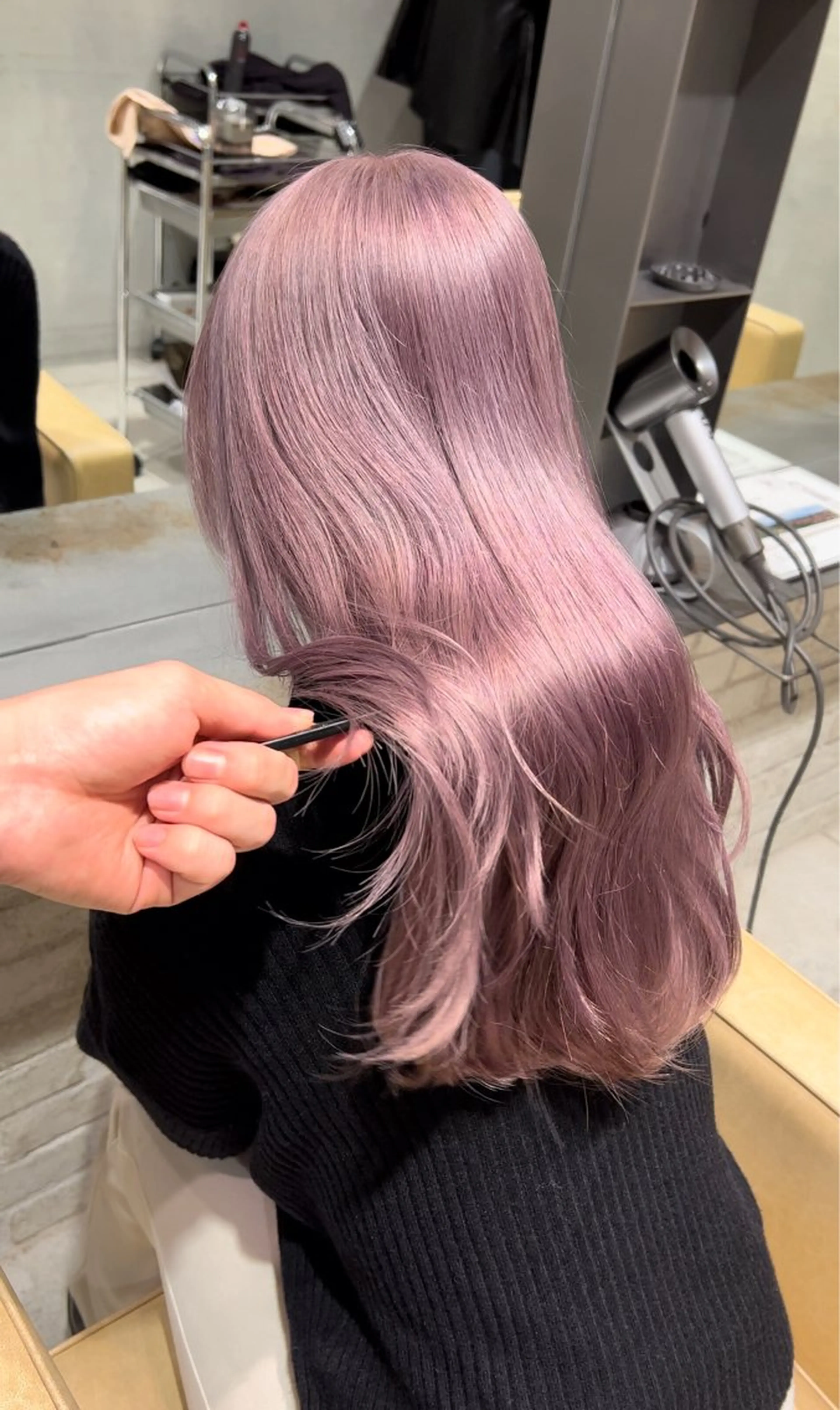 ロング ピンクラベンダー ヘアカラー ALBUM 渋谷所属・レイヤーカット/ /渋谷のヘアスタイル