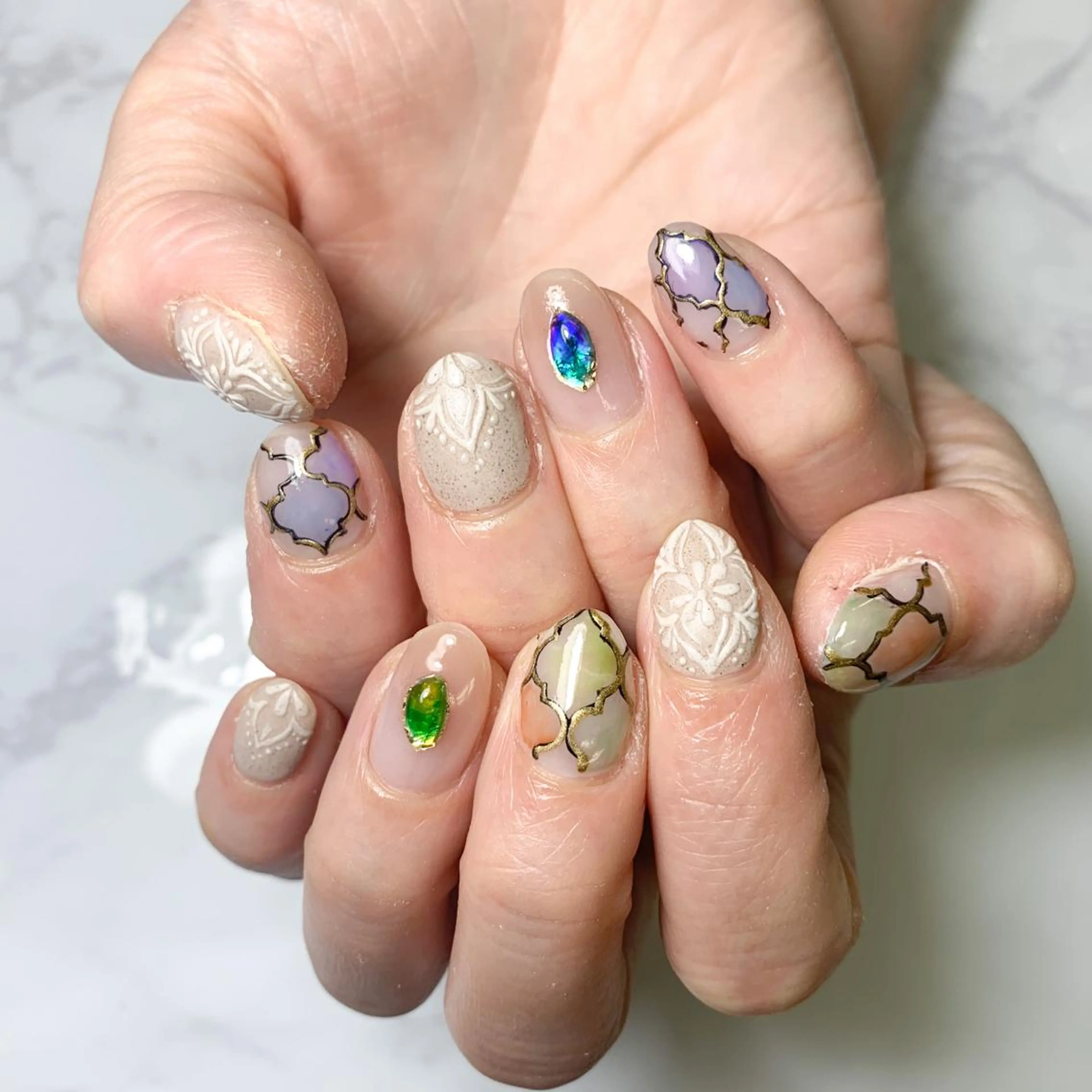 ネイル ハンドネイル FIORITURA aiのネイルデザイン