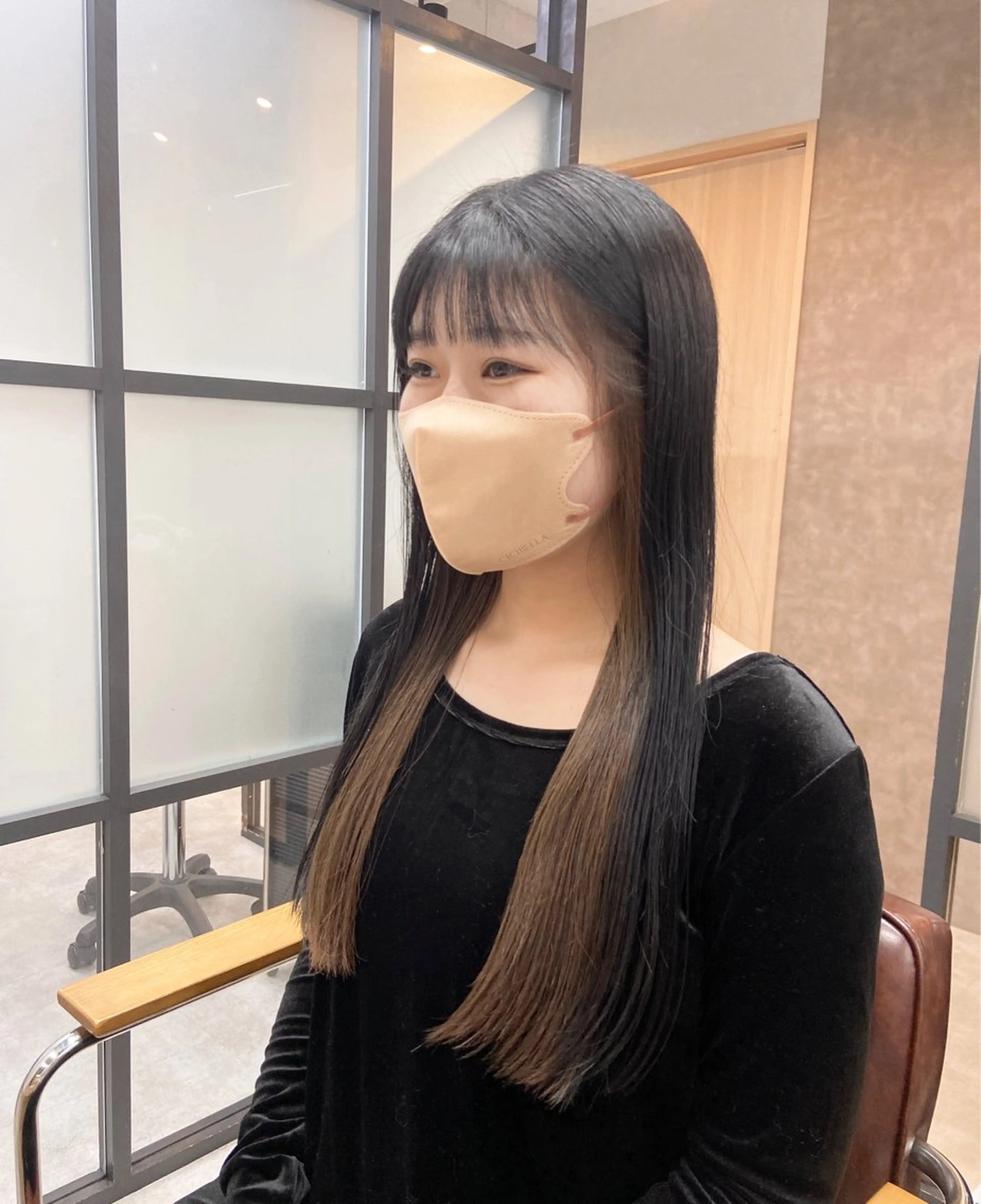 ロング 藤永 紗由香のヘアスタイル